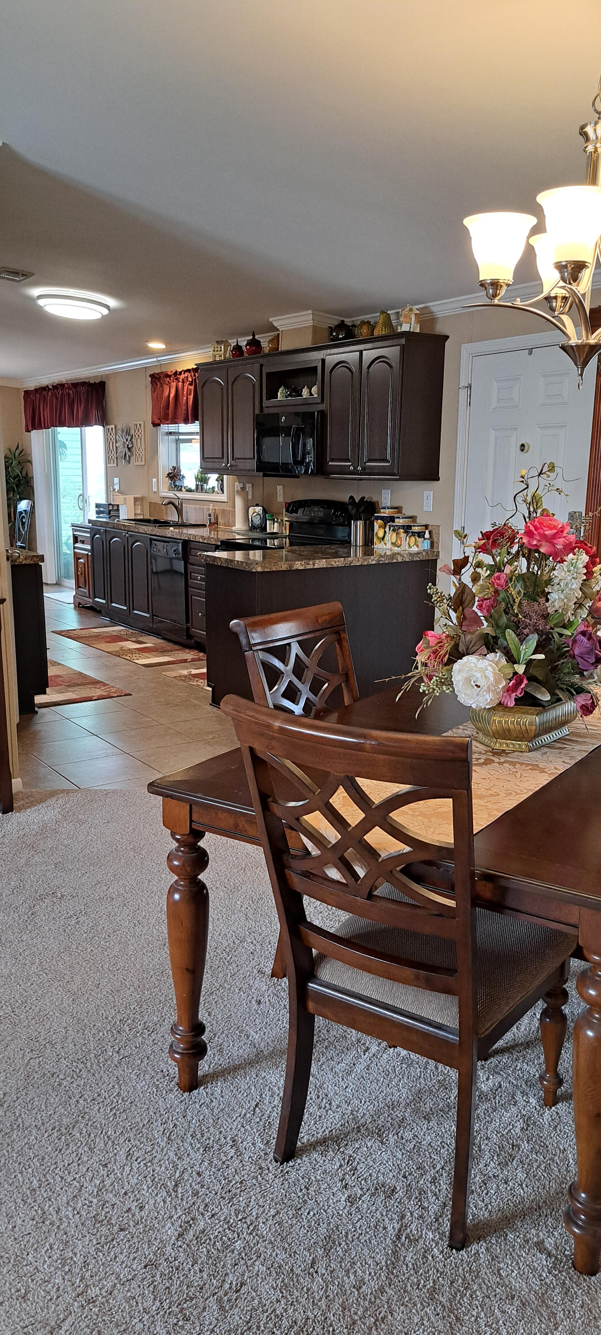 66257 Oxford Rd, Pinellas Park, Florida 33782, 2 Bedrooms Bedrooms, ,2 BathroomsBathrooms,55-Plus Mobile Home,For Sale,Oxford Rd,4565