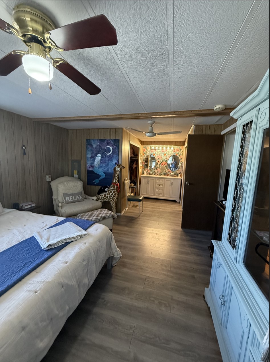 7001 142nd Avenue, Lot 146, Largo, Florida 33771, 2 Bedrooms Bedrooms, ,2 BathroomsBathrooms,55-Plus Mobile Home,For Sale,142nd ,146,4567