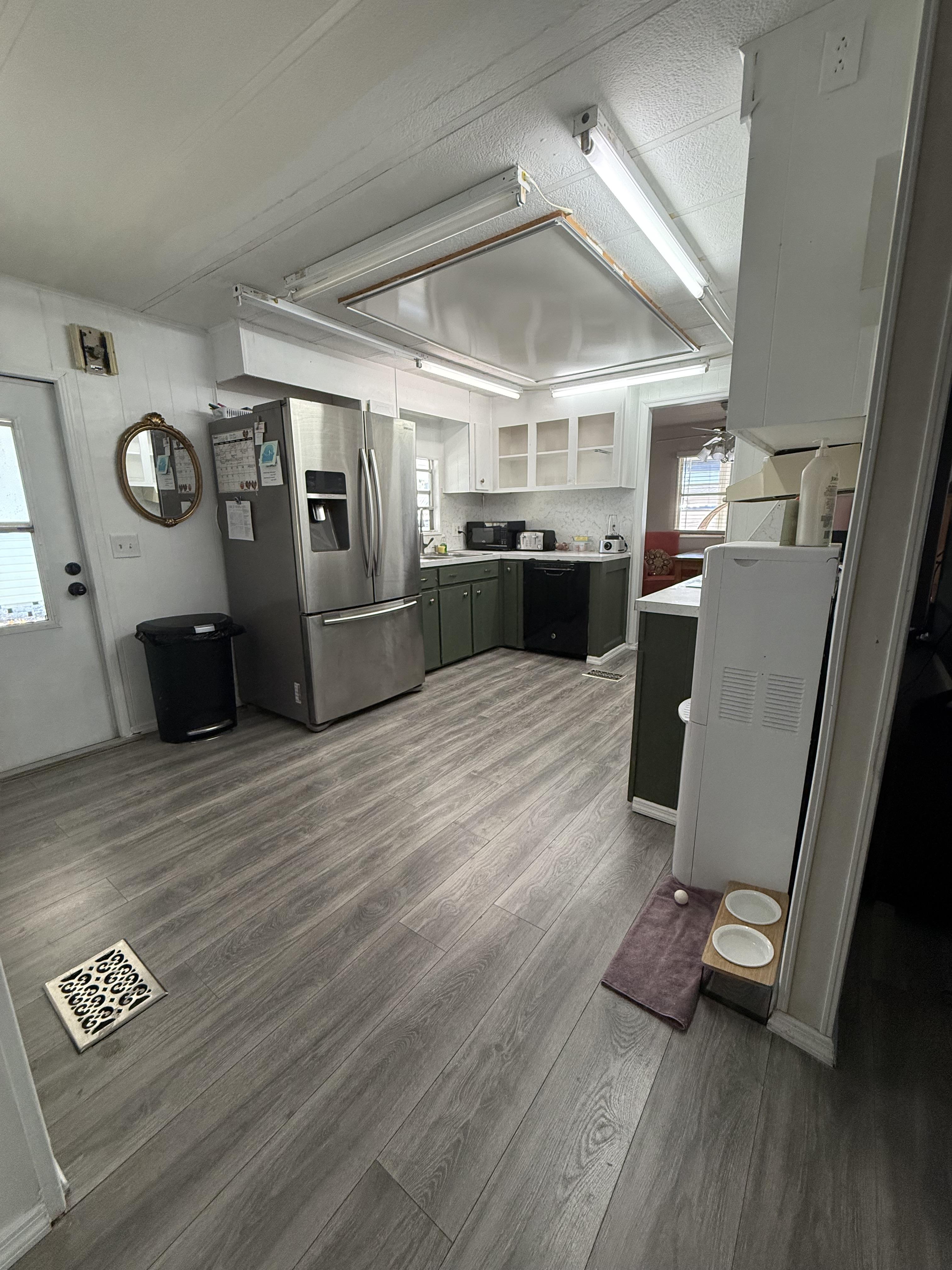7001 142nd Avenue, Lot 146, Largo, Florida 33771, 2 Bedrooms Bedrooms, ,2 BathroomsBathrooms,55-Plus Mobile Home,For Sale,142nd ,146,4567
