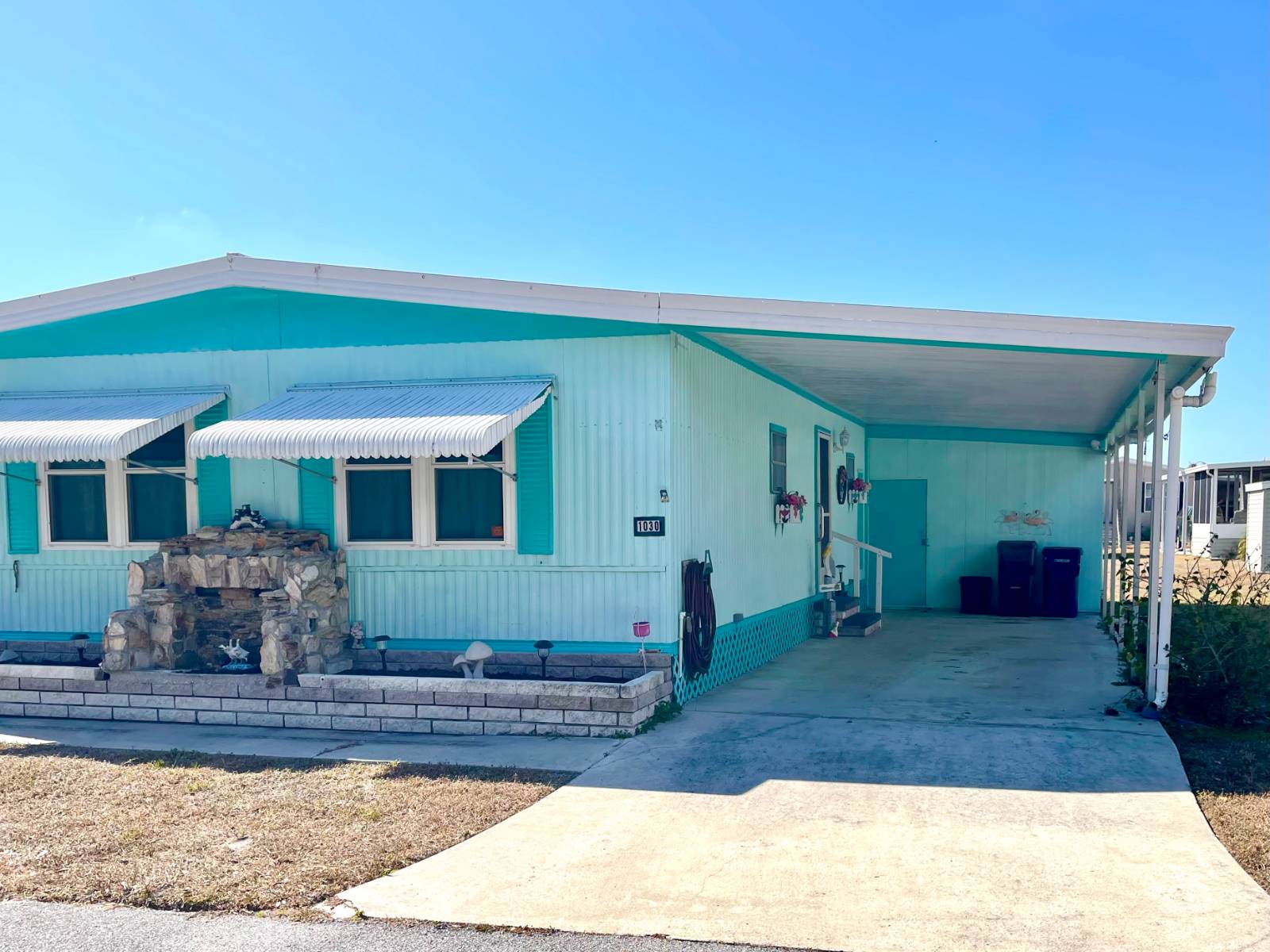 1030 Royal Palm Way, Ellenton, Florida 34222, 2 Bedrooms Bedrooms, ,2 BathroomsBathrooms,55-Plus Mobile Home,For Sale,Royal Palm Way,4582