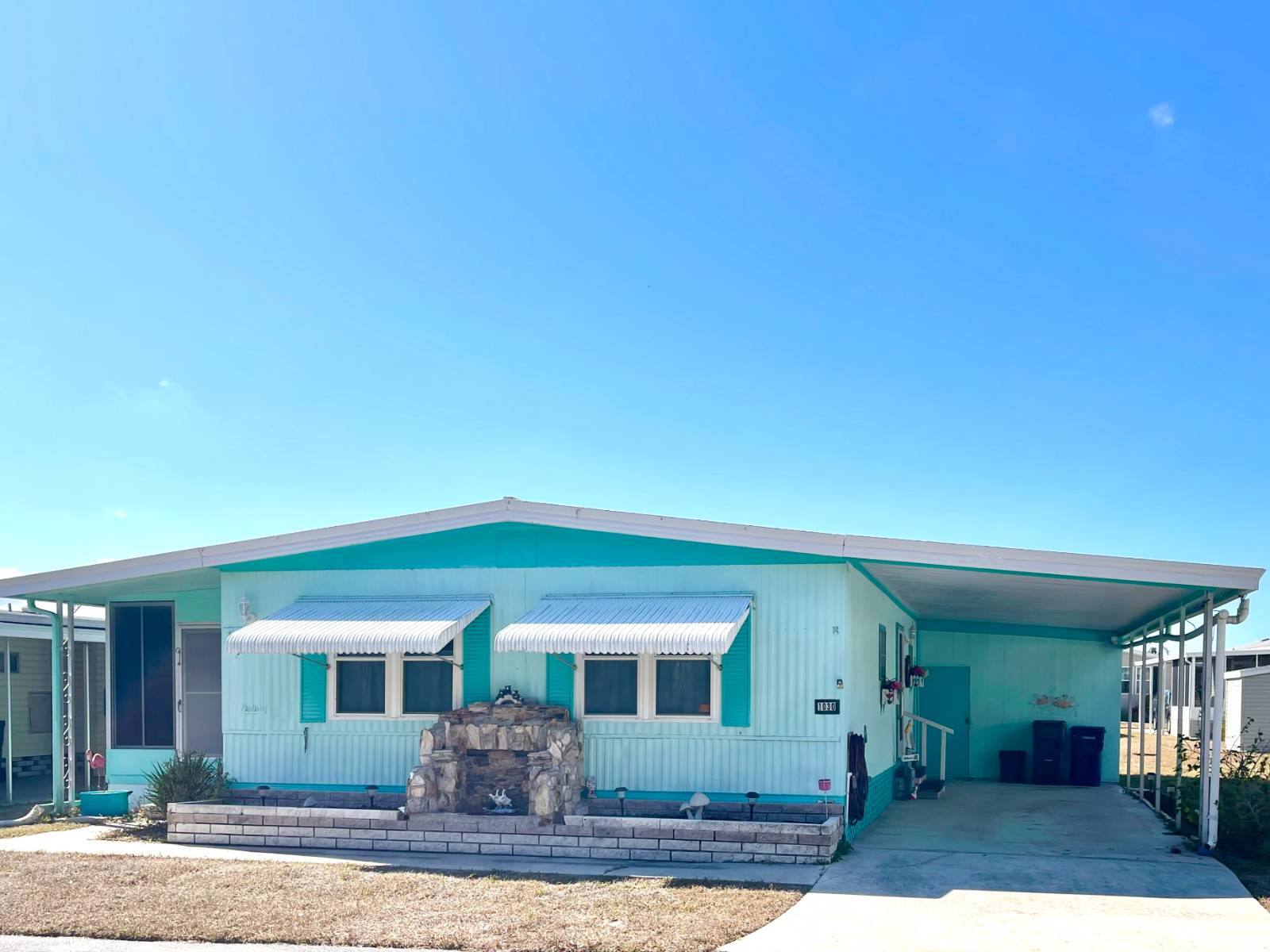 1030 Royal Palm Way, Ellenton, Florida 34222, 2 Bedrooms Bedrooms, ,2 BathroomsBathrooms,55-Plus Mobile Home,For Sale,Royal Palm Way,4582