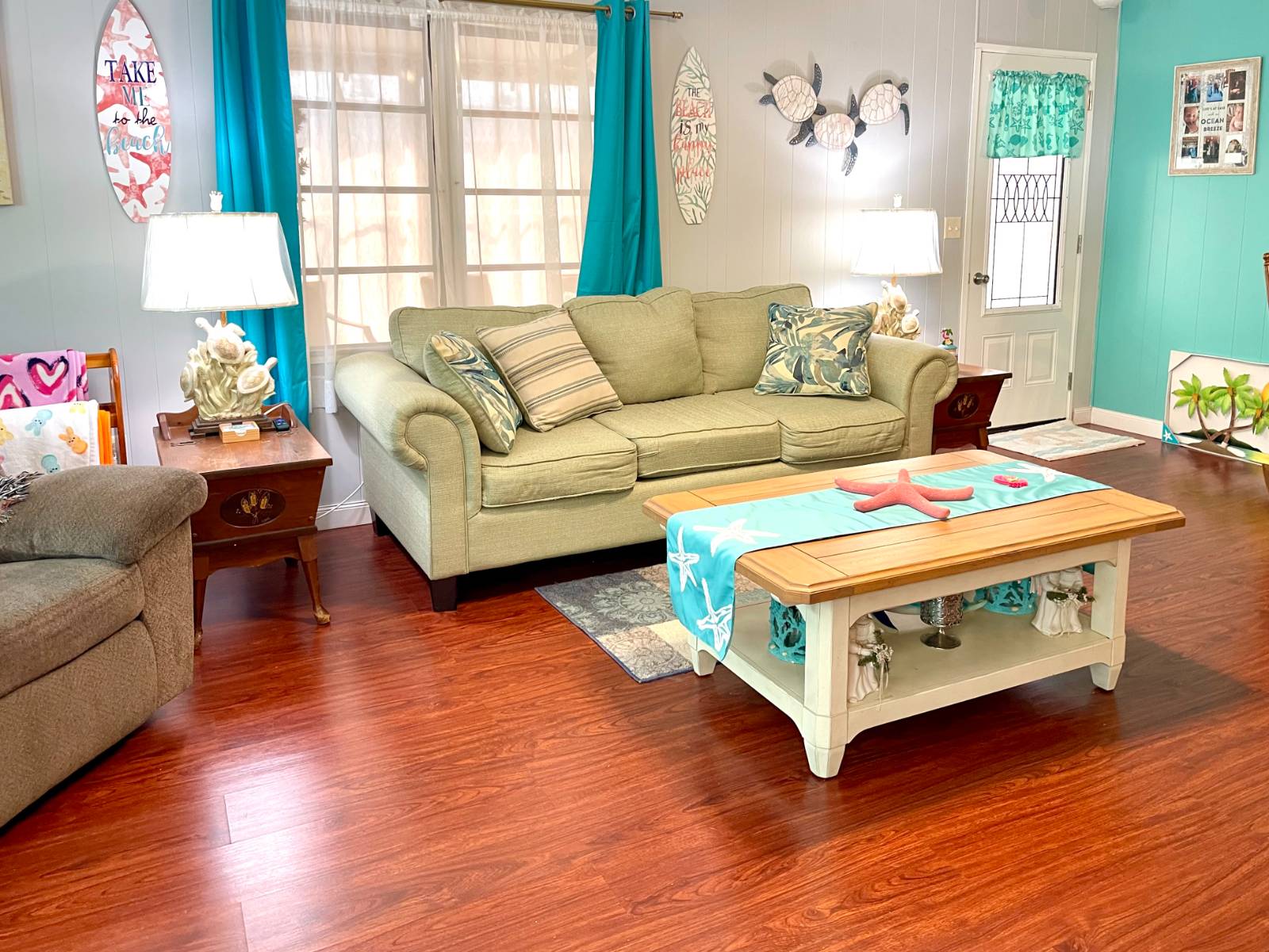 1030 Royal Palm Way, Ellenton, Florida 34222, 2 Bedrooms Bedrooms, ,2 BathroomsBathrooms,55-Plus Mobile Home,For Sale,Royal Palm Way,4582