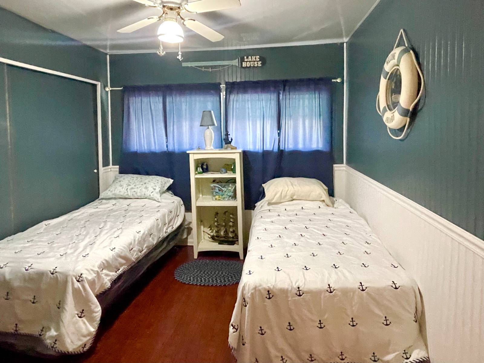 1030 Royal Palm Way, Ellenton, Florida 34222, 2 Bedrooms Bedrooms, ,2 BathroomsBathrooms,55-Plus Mobile Home,For Sale,Royal Palm Way,4582