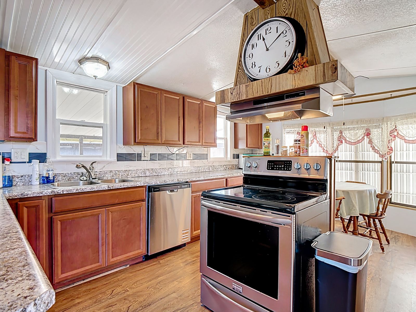 1423 Tennessee Ave, Frostproof, Florida 33843, 2 Bedrooms Bedrooms, ,2 BathroomsBathrooms,55-Plus Mobile Home,For Sale,Tennessee Ave,4583