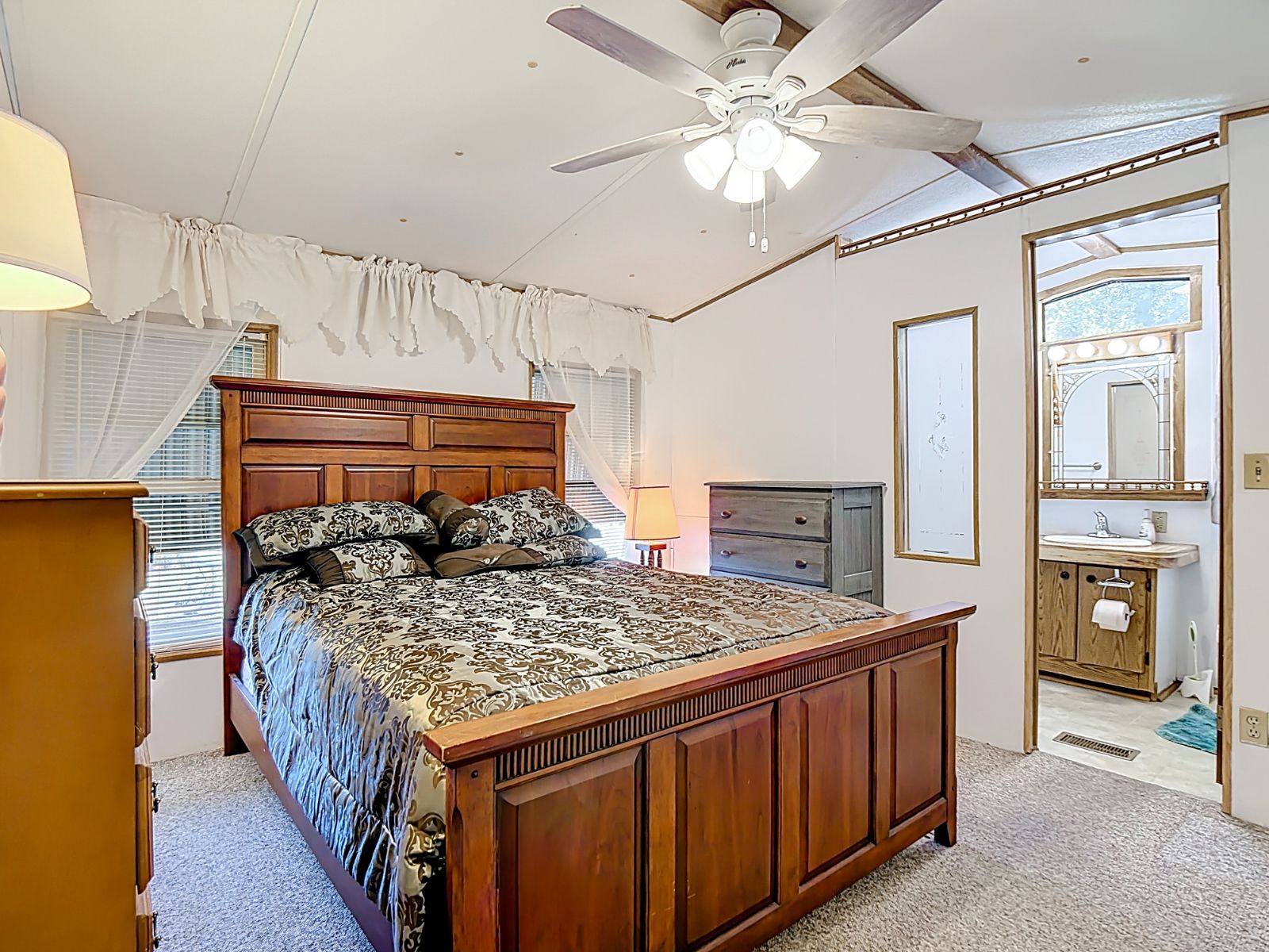 1423 Tennessee Ave, Frostproof, Florida 33843, 2 Bedrooms Bedrooms, ,2 BathroomsBathrooms,55-Plus Mobile Home,For Sale,Tennessee Ave,4583