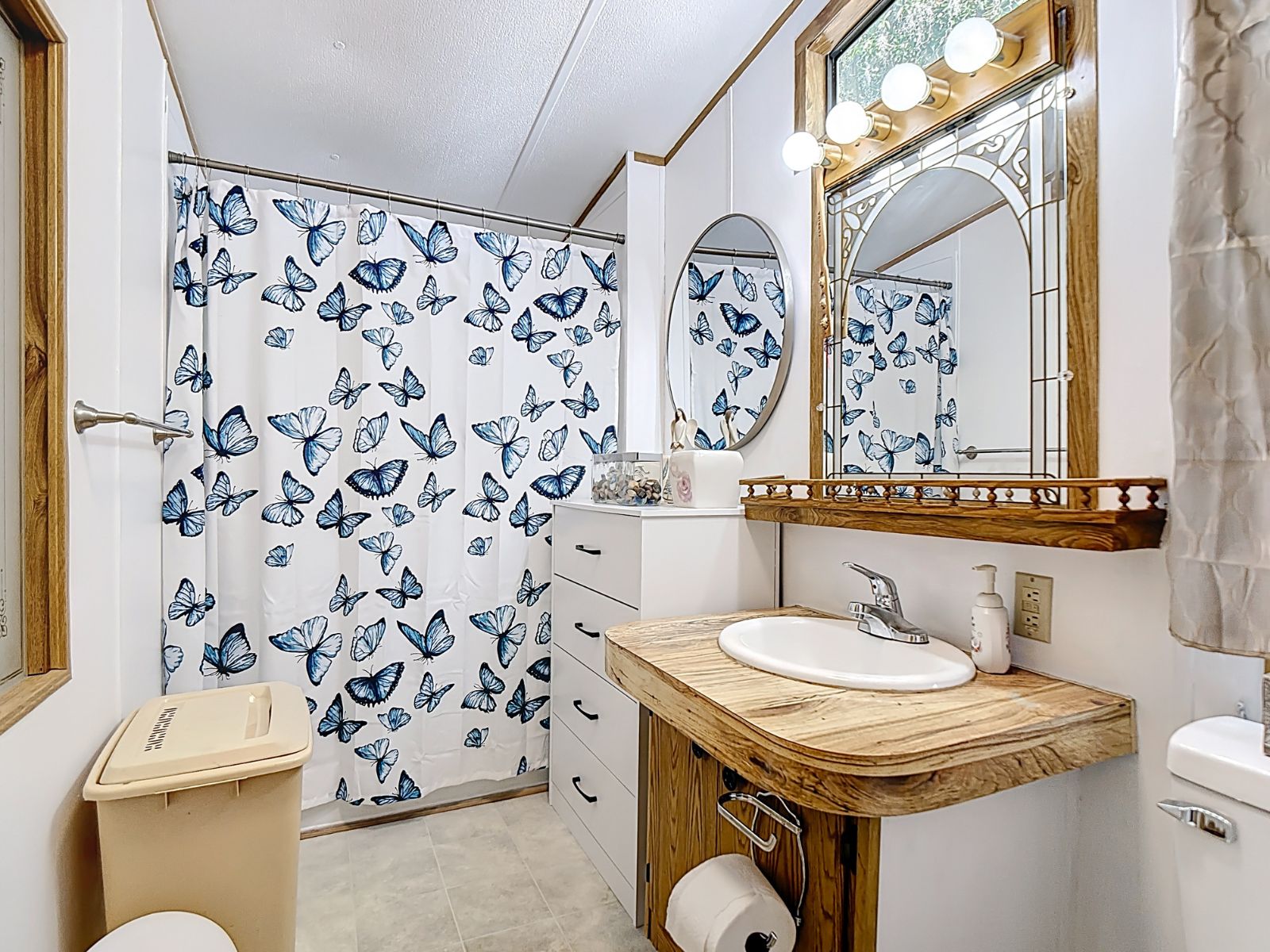 1423 Tennessee Ave, Frostproof, Florida 33843, 2 Bedrooms Bedrooms, ,2 BathroomsBathrooms,55-Plus Mobile Home,For Sale,Tennessee Ave,4583