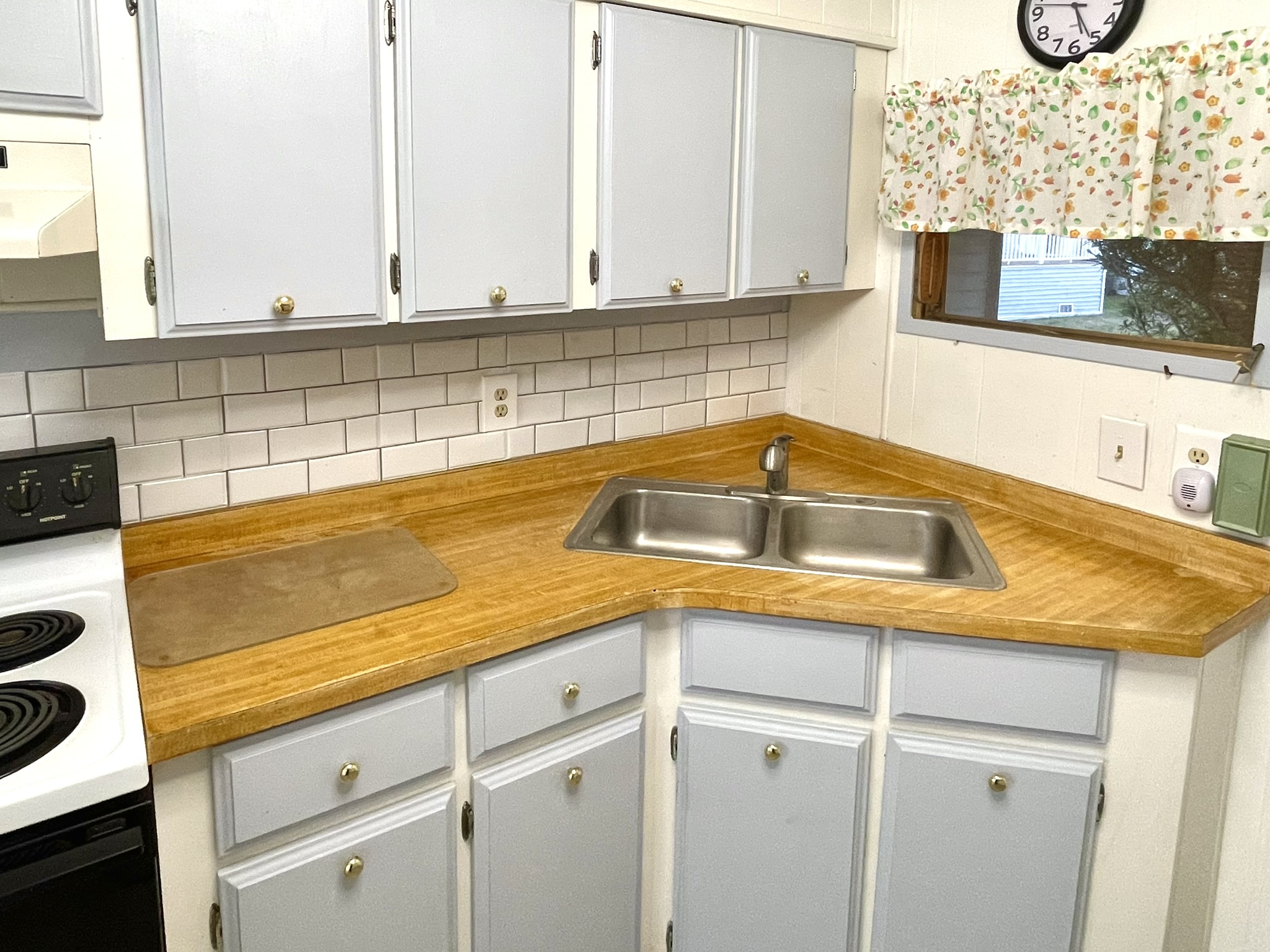 684 Harbor Circle, Ellenton, Florida 34222, 2 Bedrooms Bedrooms, ,2 BathroomsBathrooms,55-Plus Mobile Home,For Sale,Harbor Circle,4584