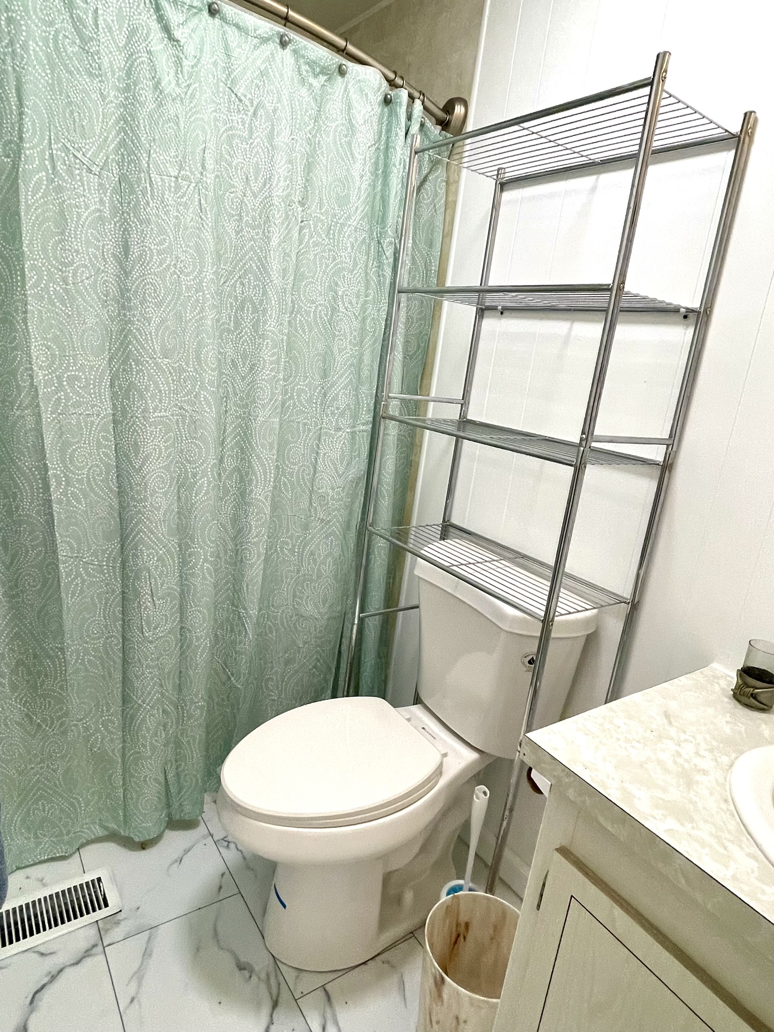 684 Harbor Circle, Ellenton, Florida 34222, 2 Bedrooms Bedrooms, ,2 BathroomsBathrooms,55-Plus Mobile Home,For Sale,Harbor Circle,4584