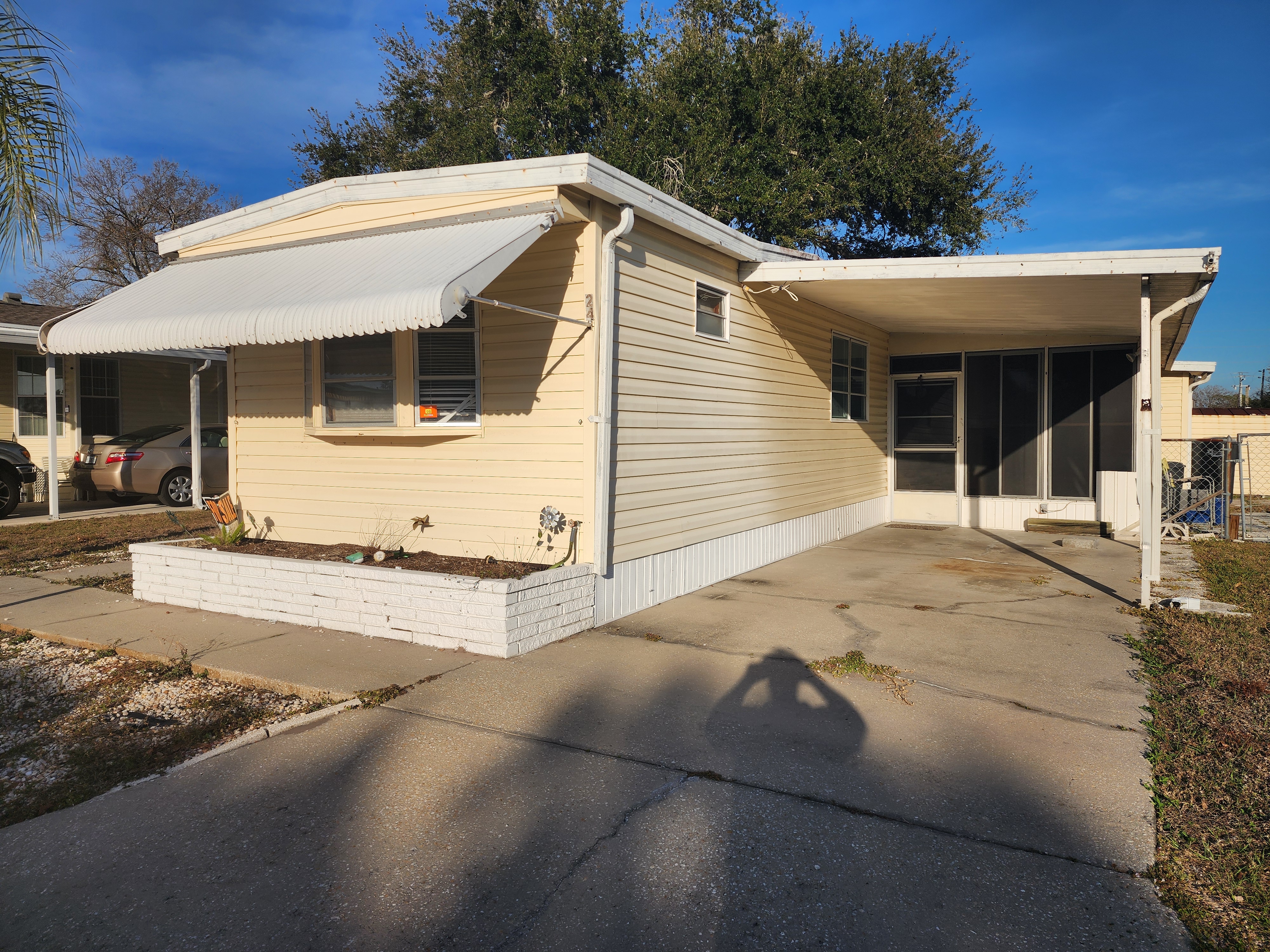 1219 51st Avenue East, Lot 24, Bradenton, Florida 34203, 2 Bedrooms Bedrooms, ,2 BathroomsBathrooms,55-Plus Mobile Home,For Sale,51st Avenue East, Lot 24,4587