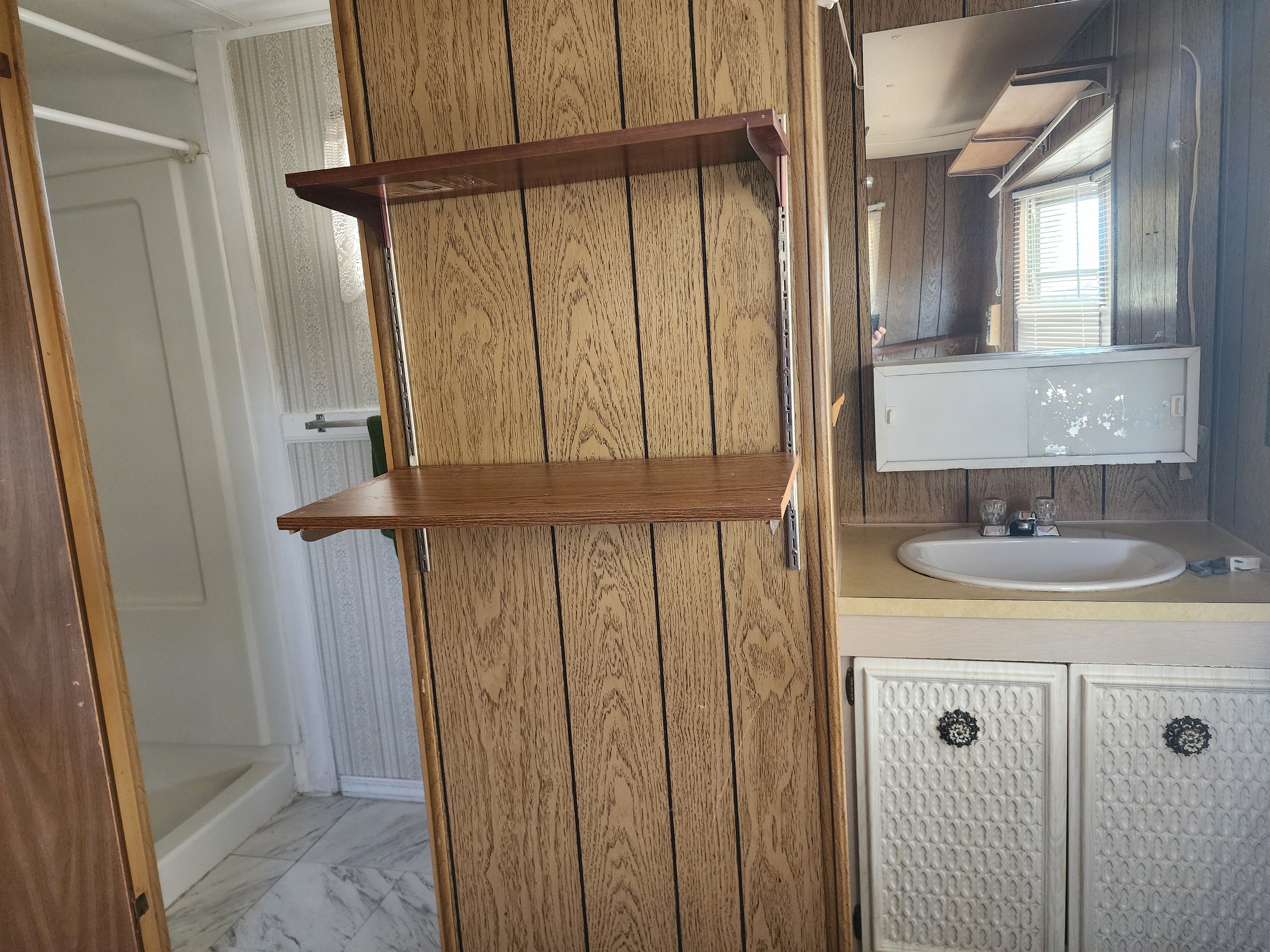 1219 51st Avenue East, Lot 24, Bradenton, Florida 34203, 2 Bedrooms Bedrooms, ,2 BathroomsBathrooms,55-Plus Mobile Home,For Sale,51st Avenue East, Lot 24,4587