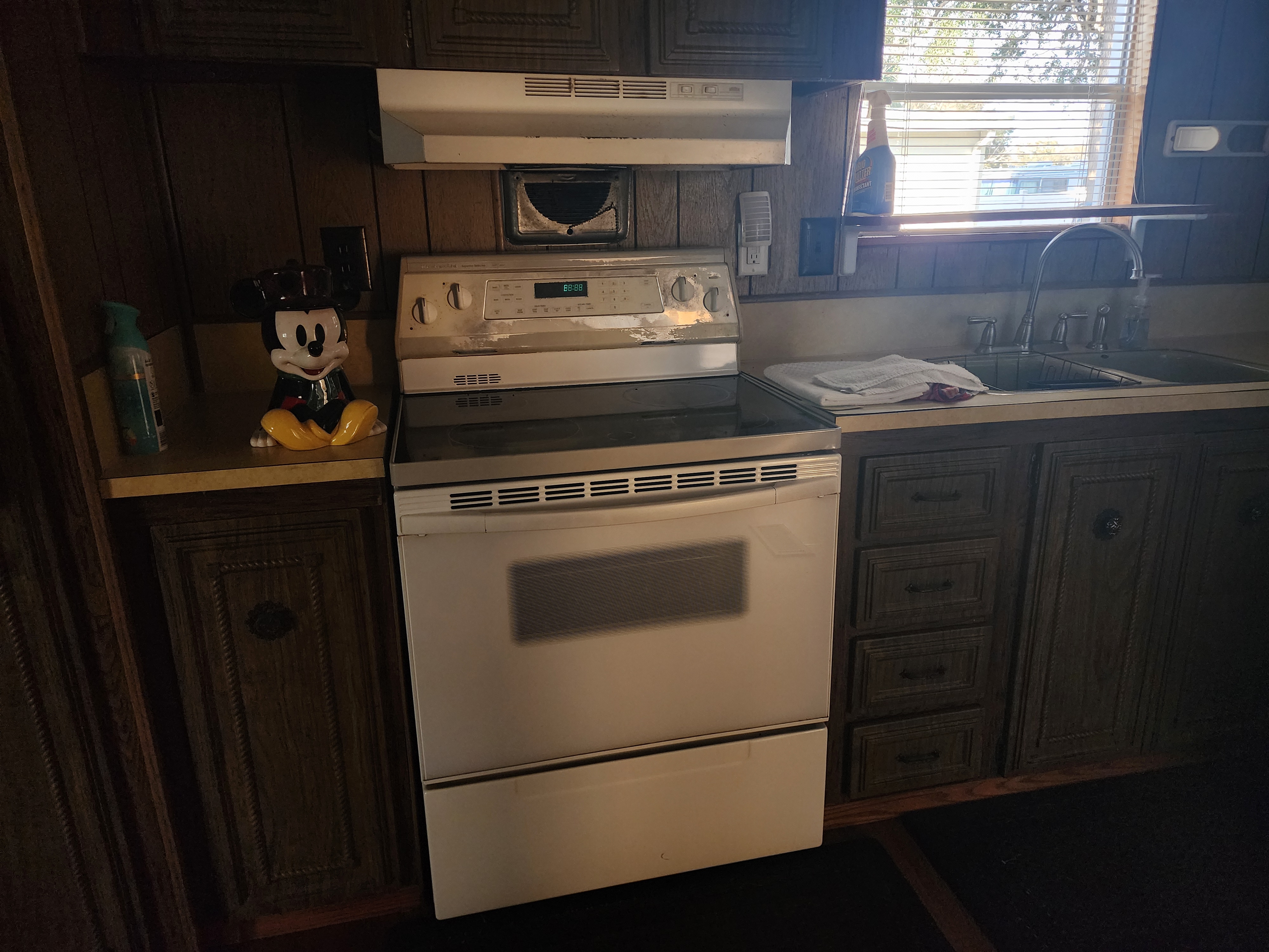 1219 51st Avenue East, Lot 24, Bradenton, Florida 34203, 2 Bedrooms Bedrooms, ,2 BathroomsBathrooms,55-Plus Mobile Home,For Sale,51st Avenue East, Lot 24,4587