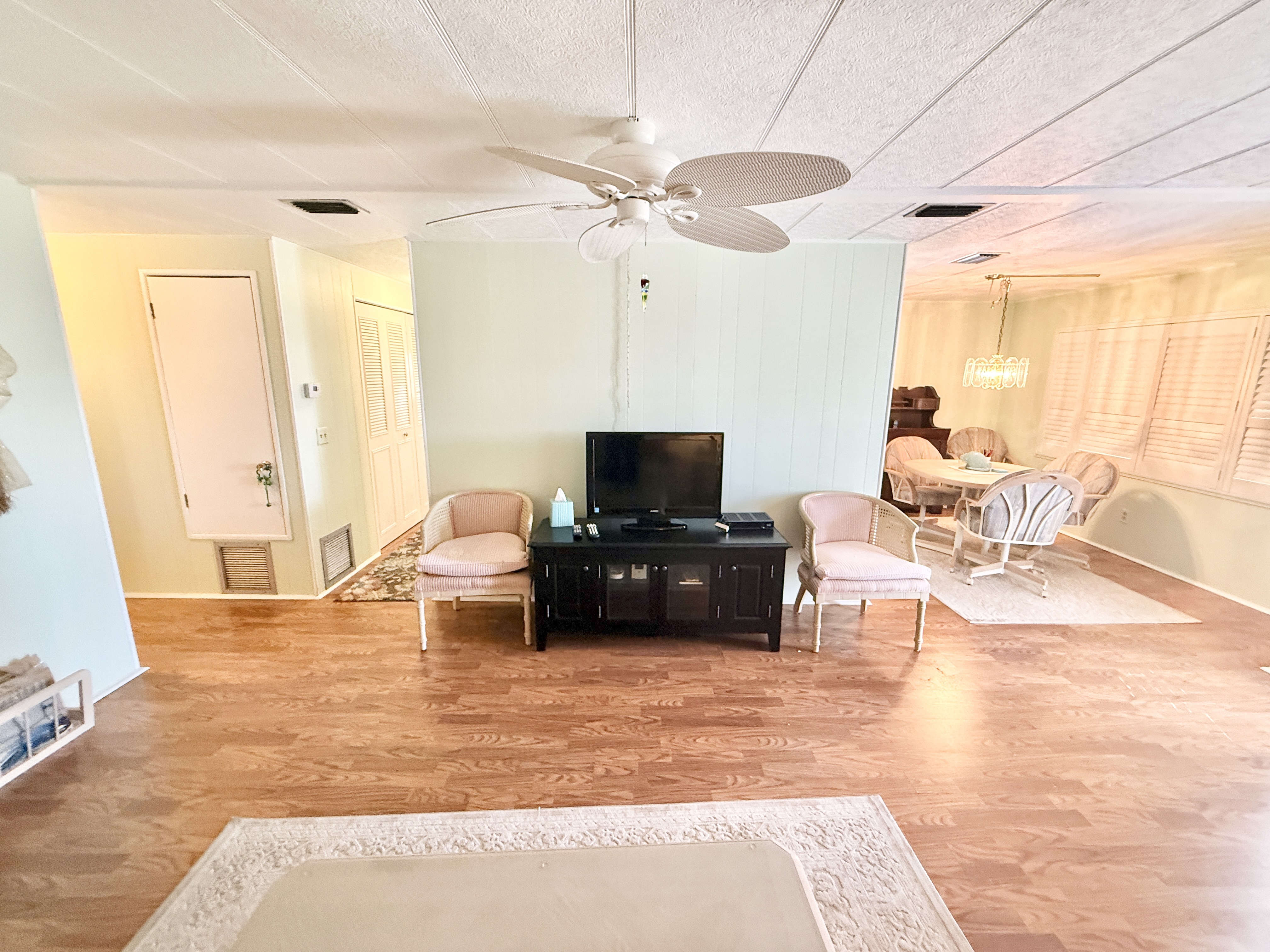346 Golden Gate Dr., Largo, Florida 33770, 2 Bedrooms Bedrooms, ,2 BathroomsBathrooms,55-Plus Mobile Home,For Sale,Golden Gate Dr.,4598