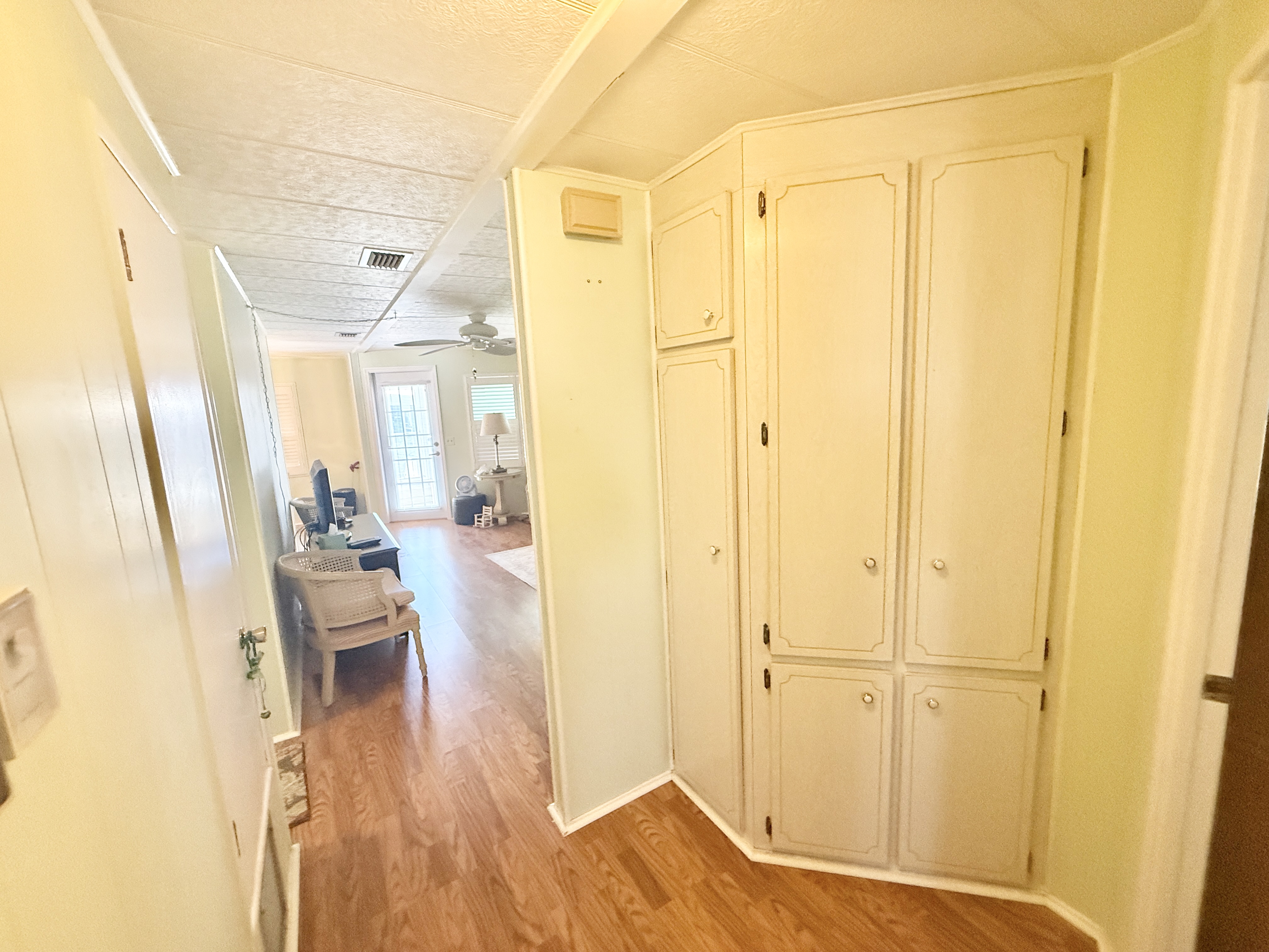 346 Golden Gate Dr., Largo, Florida 33770, 2 Bedrooms Bedrooms, ,2 BathroomsBathrooms,55-Plus Mobile Home,For Sale,Golden Gate Dr.,4598