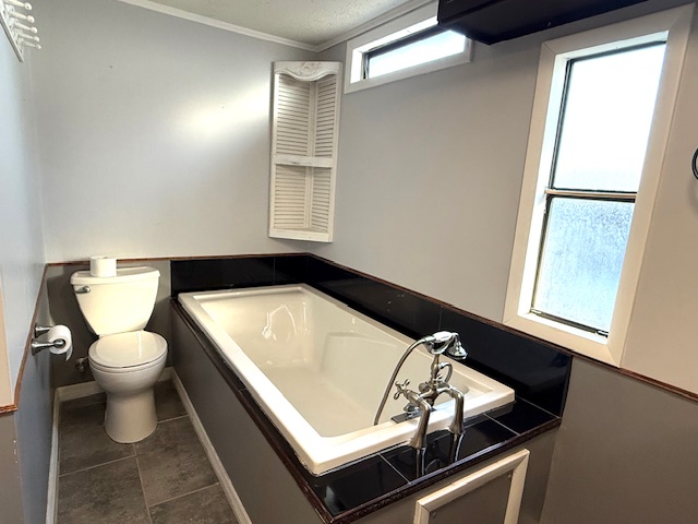 100 Hampton Road, Lot 2, Clearwater, Florida 33759, 2 Bedrooms Bedrooms, ,2 BathroomsBathrooms,55-Plus Mobile Home,For Sale,Hampton Road, Lot 2,4603