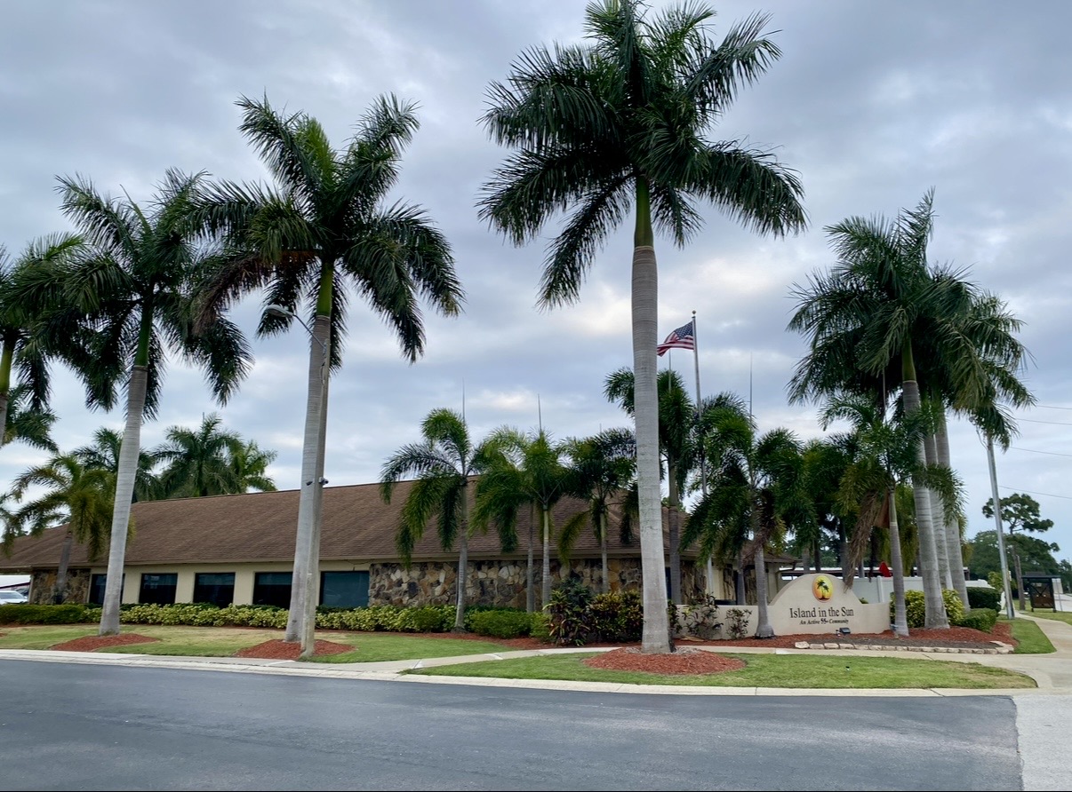 100 Hampton Road, Lot 2, Clearwater, Florida 33759, 2 Bedrooms Bedrooms, ,2 BathroomsBathrooms,55-Plus Mobile Home,For Sale,Hampton Road, Lot 2,4603