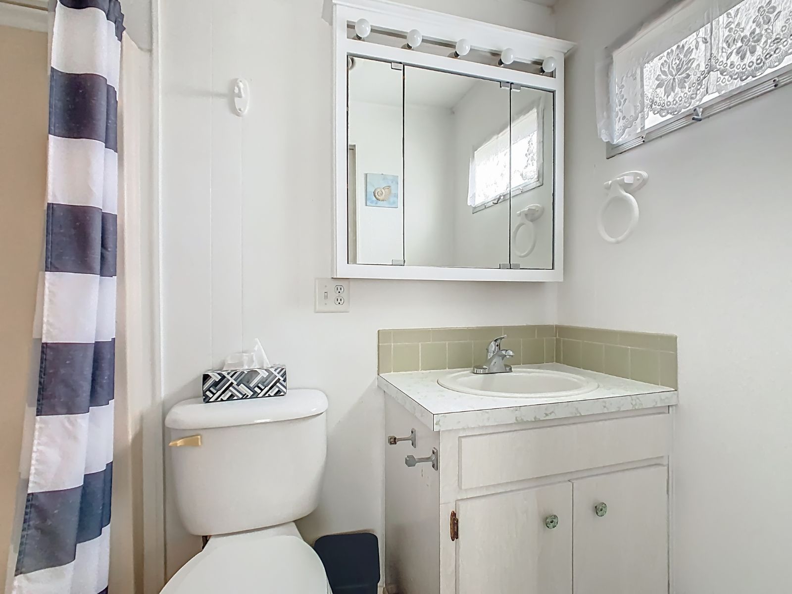 122 King Drive, Winter Haven, Florida 33884, 2 Bedrooms Bedrooms, ,2 BathroomsBathrooms,55-Plus Mobile Home,For Sale,King Drive,4606