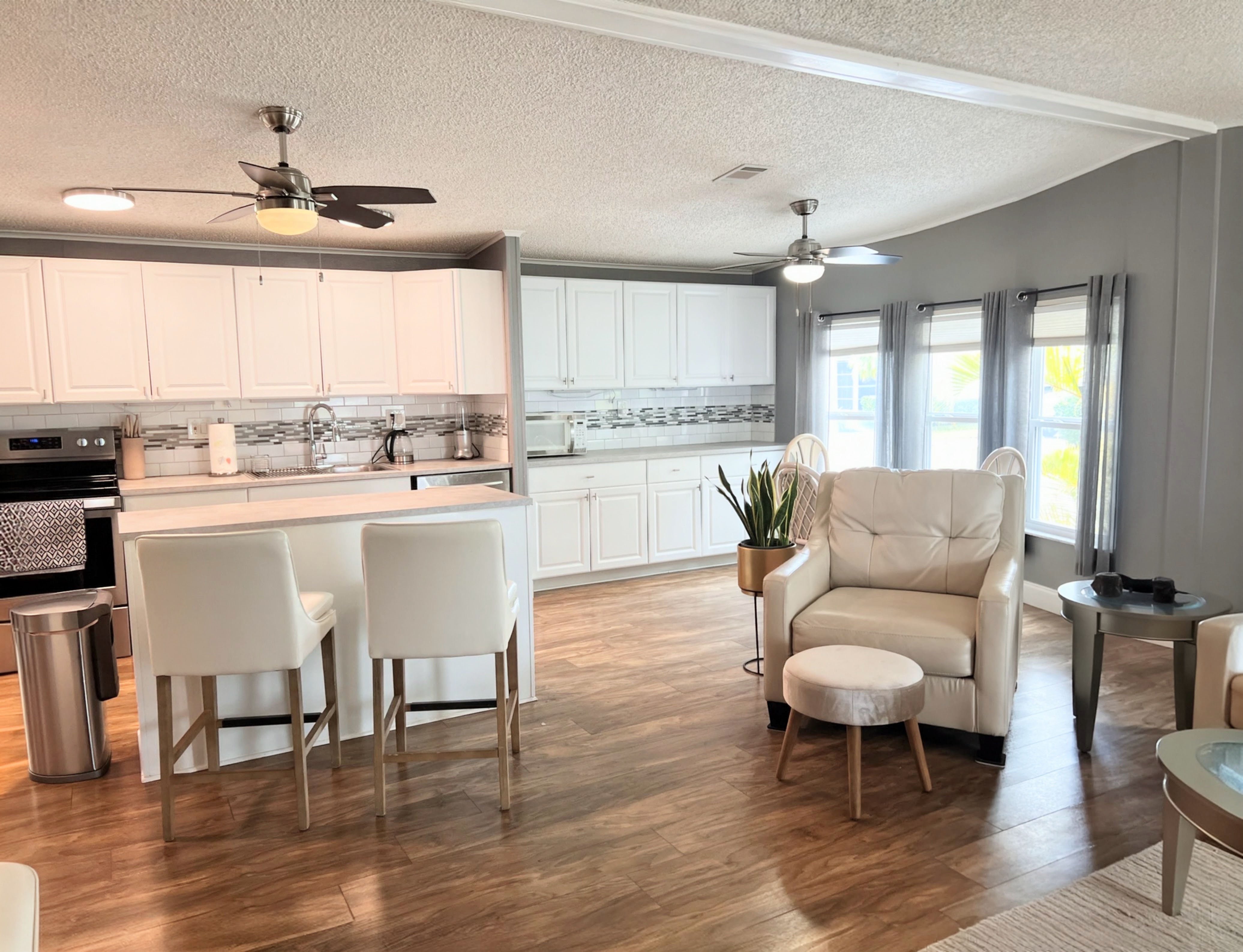 5721 Scarborough Lane, 34241, Florida 34241, 2 Bedrooms Bedrooms, ,2 BathroomsBathrooms,55-Plus Mobile Home,For Sale,Scarborough Lane,4609