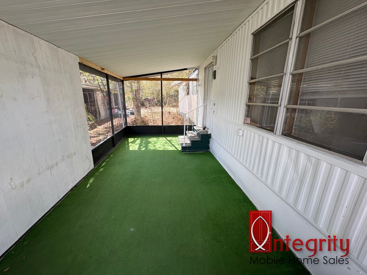 11 Orange St, Deland, Florida 32724, 2 Bedrooms Bedrooms, ,1 BathroomBathrooms,55-Plus Mobile Home,For Sale,Orange St,4615