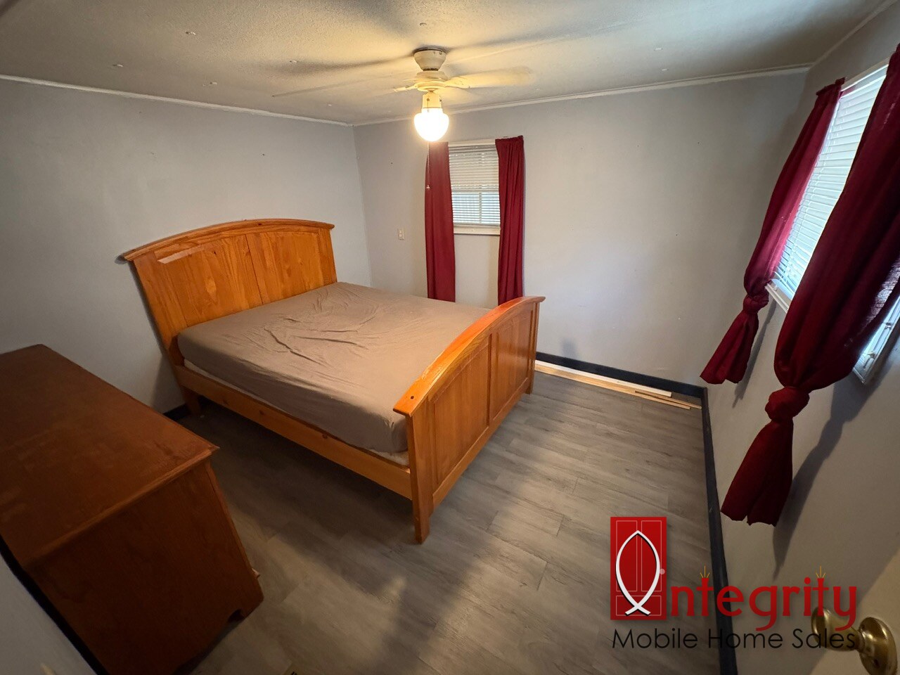 11 Orange St, Deland, Florida 32724, 2 Bedrooms Bedrooms, ,1 BathroomBathrooms,55-Plus Mobile Home,For Sale,Orange St,4615