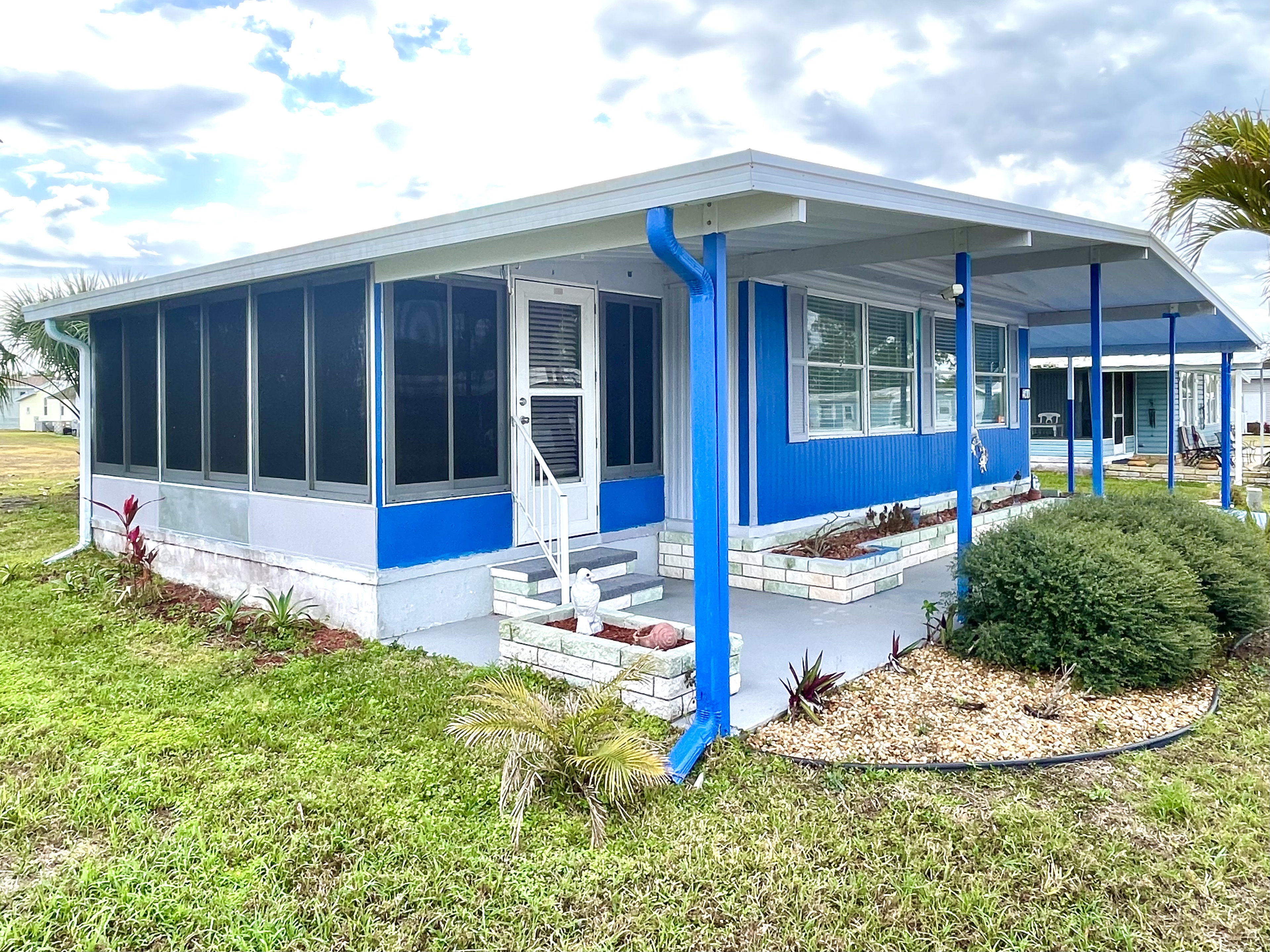 544 Montego Lane N, Ellenton, Florida 34222, 2 Bedrooms Bedrooms, ,2 BathroomsBathrooms,55-Plus Mobile Home,For Sale,Montego Lane N,4617