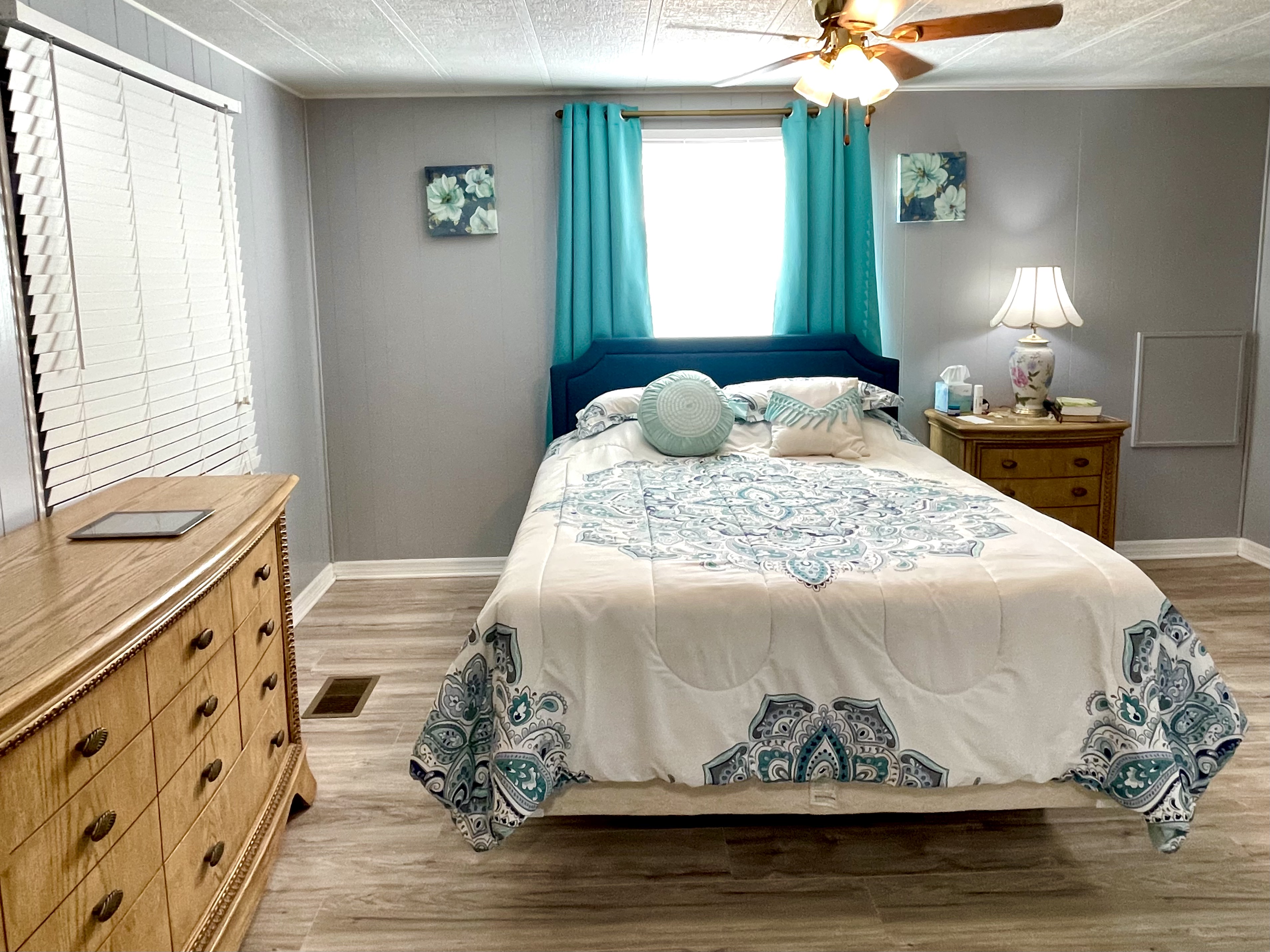 544 Montego Lane N, Ellenton, Florida 34222, 2 Bedrooms Bedrooms, ,2 BathroomsBathrooms,55-Plus Mobile Home,For Sale,Montego Lane N,4617