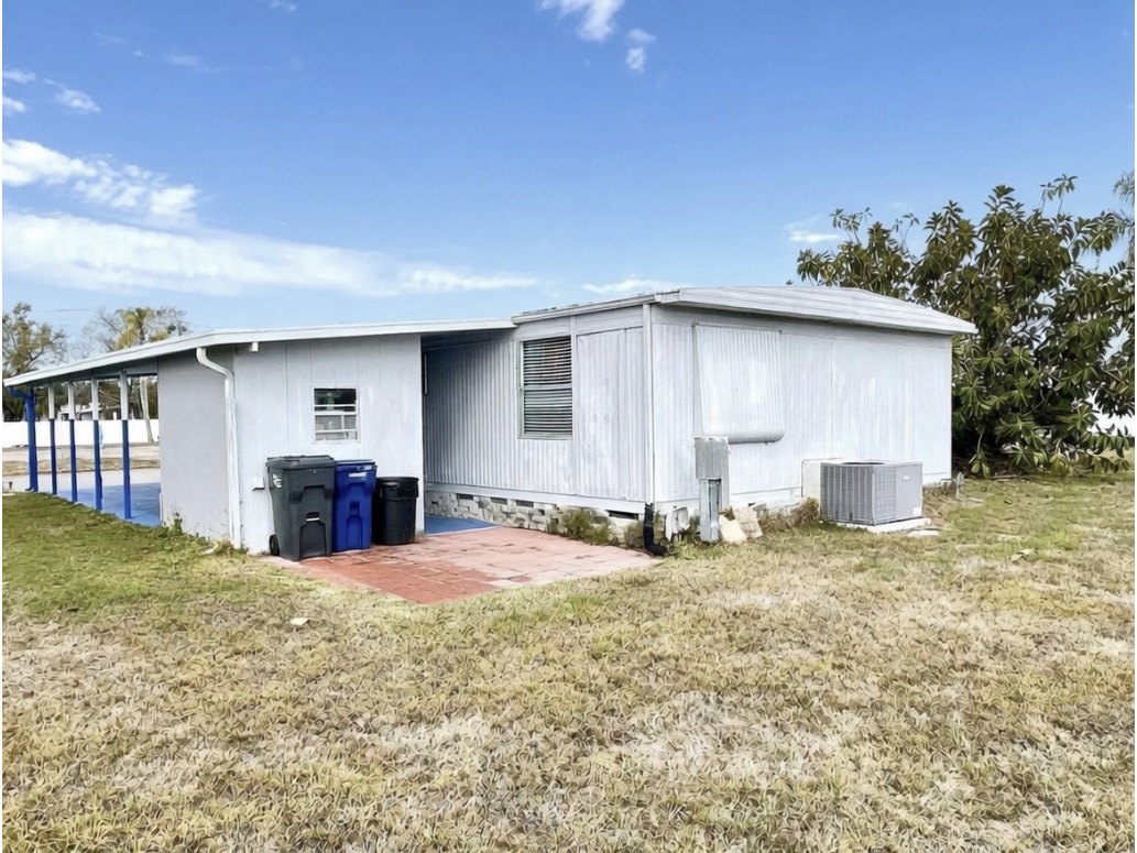 544 Montego Lane N, Ellenton, Florida 34222, 2 Bedrooms Bedrooms, ,2 BathroomsBathrooms,55-Plus Mobile Home,For Sale,Montego Lane N,4617