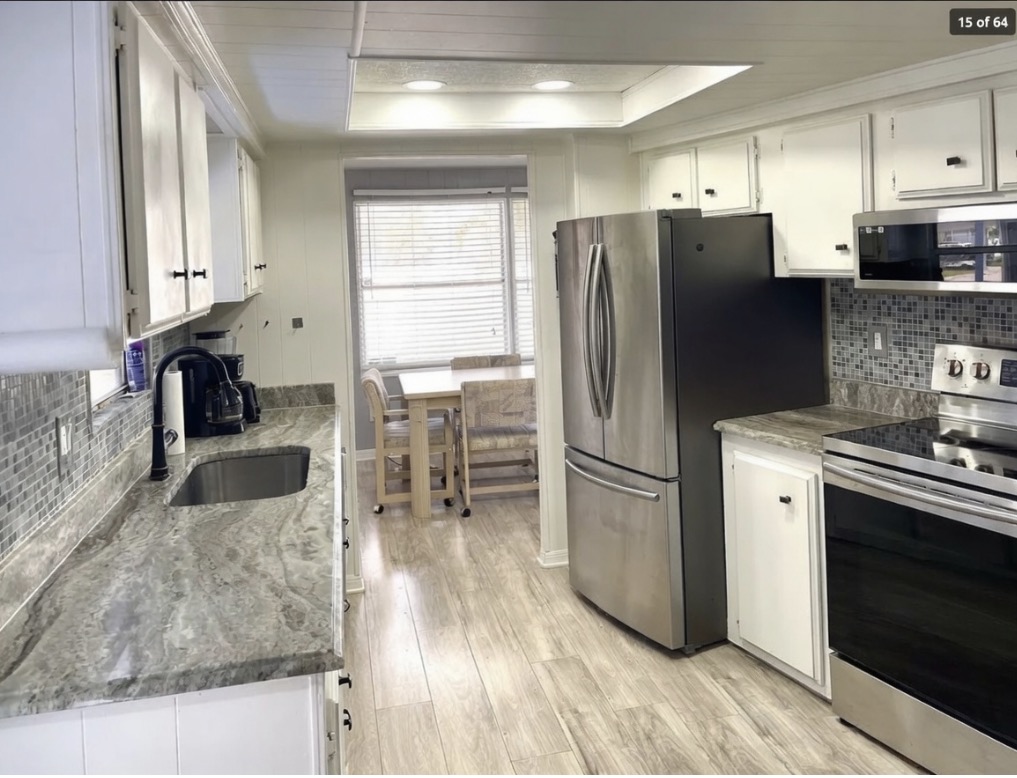 544 Montego Lane N, Ellenton, Florida 34222, 2 Bedrooms Bedrooms, ,2 BathroomsBathrooms,55-Plus Mobile Home,For Sale,Montego Lane N,4617