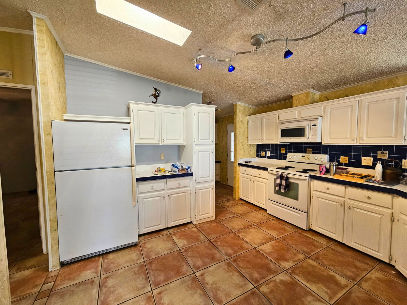 2625 88th St E, Palmetto, Florida 34221, 2 Bedrooms Bedrooms, ,2 BathroomsBathrooms,55-Plus Mobile Home,For Sale,88th St E,4618