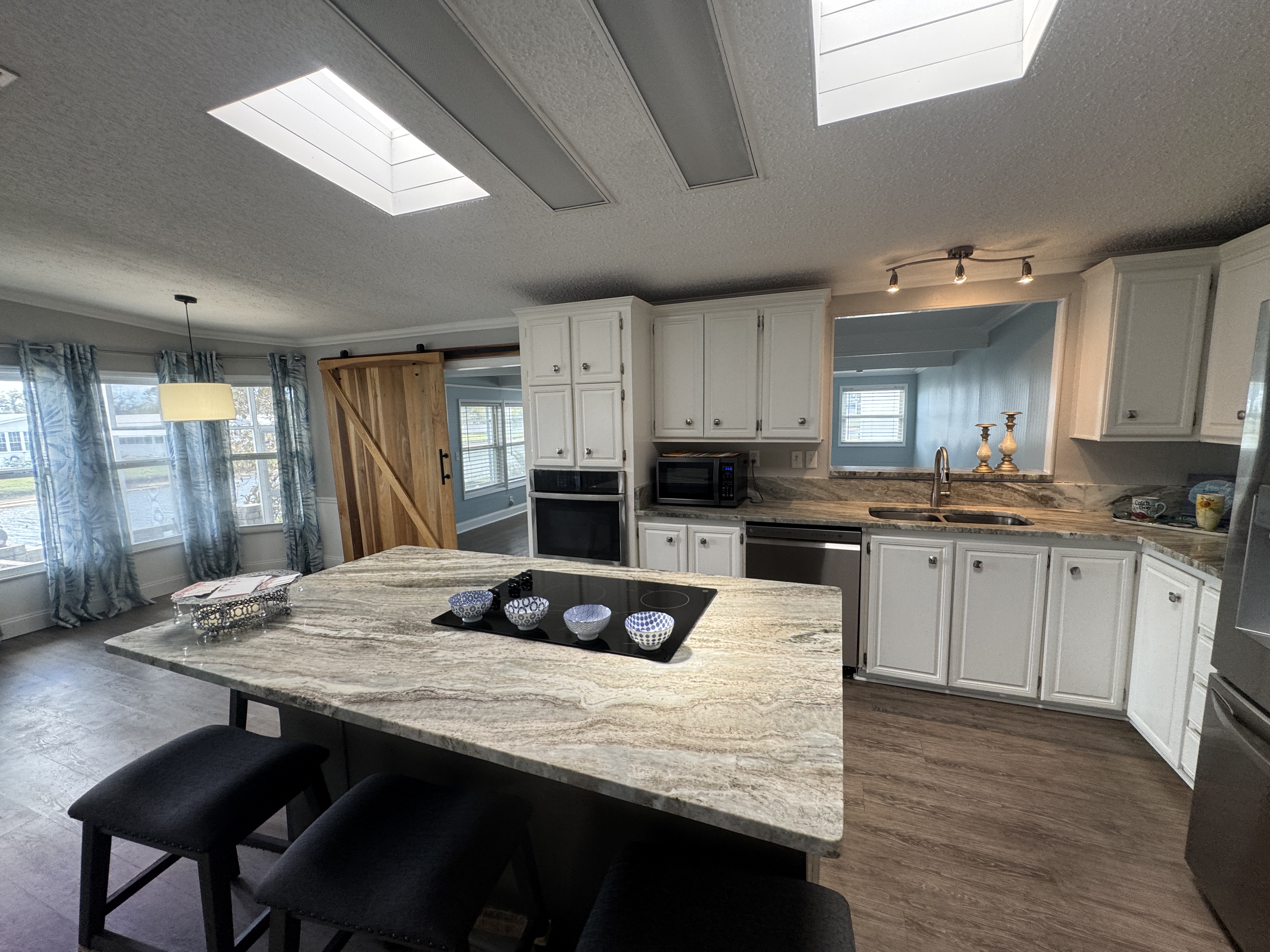 8103 Lemonwood Dr S, Ellenton, Florida 34222, 2 Bedrooms Bedrooms, ,2 BathroomsBathrooms,55-Plus Mobile Home,For Sale,Lemonwood Dr S,4627