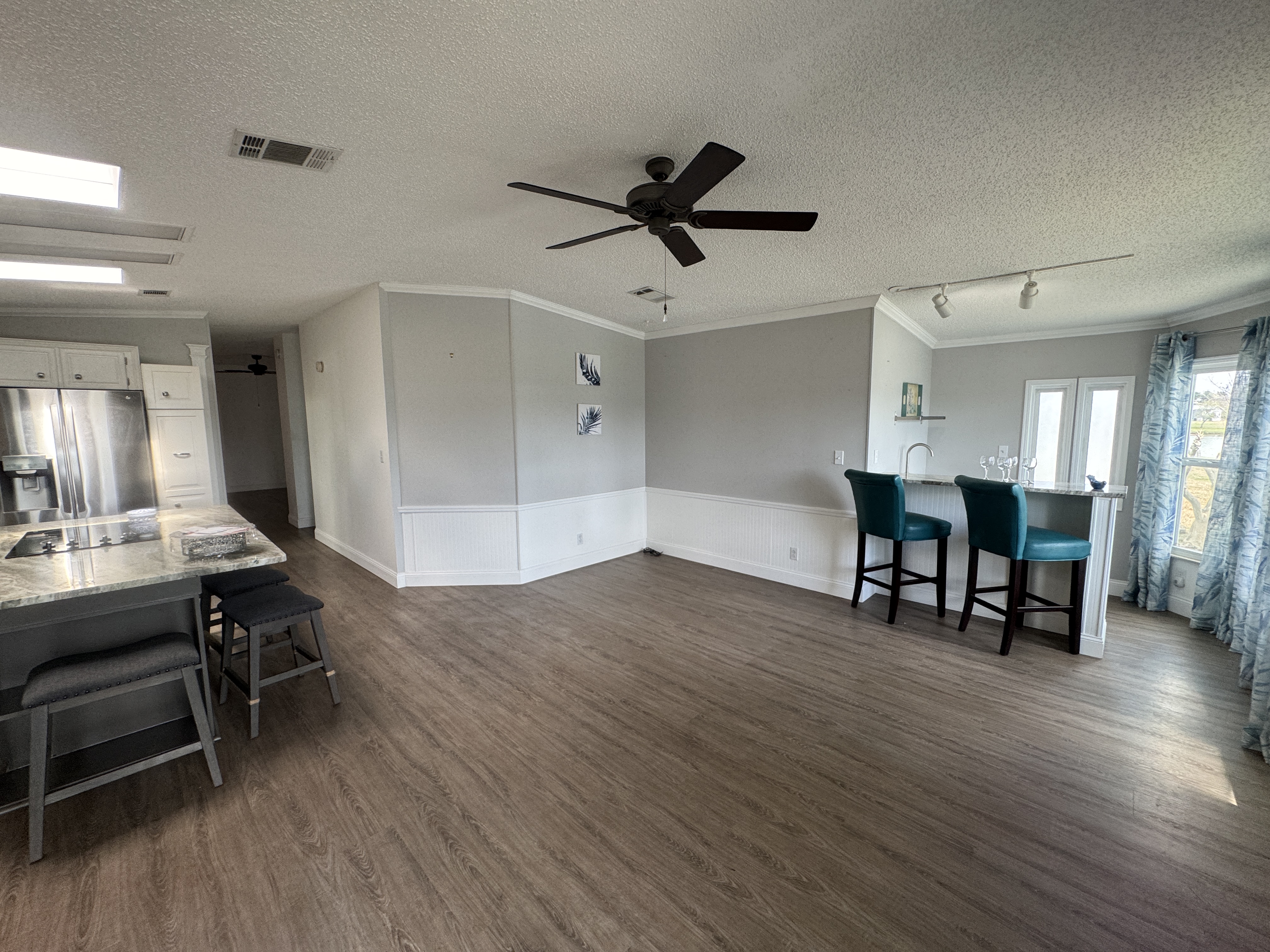 8103 Lemonwood Dr S, Ellenton, Florida 34222, 2 Bedrooms Bedrooms, ,2 BathroomsBathrooms,55-Plus Mobile Home,For Sale,Lemonwood Dr S,4627