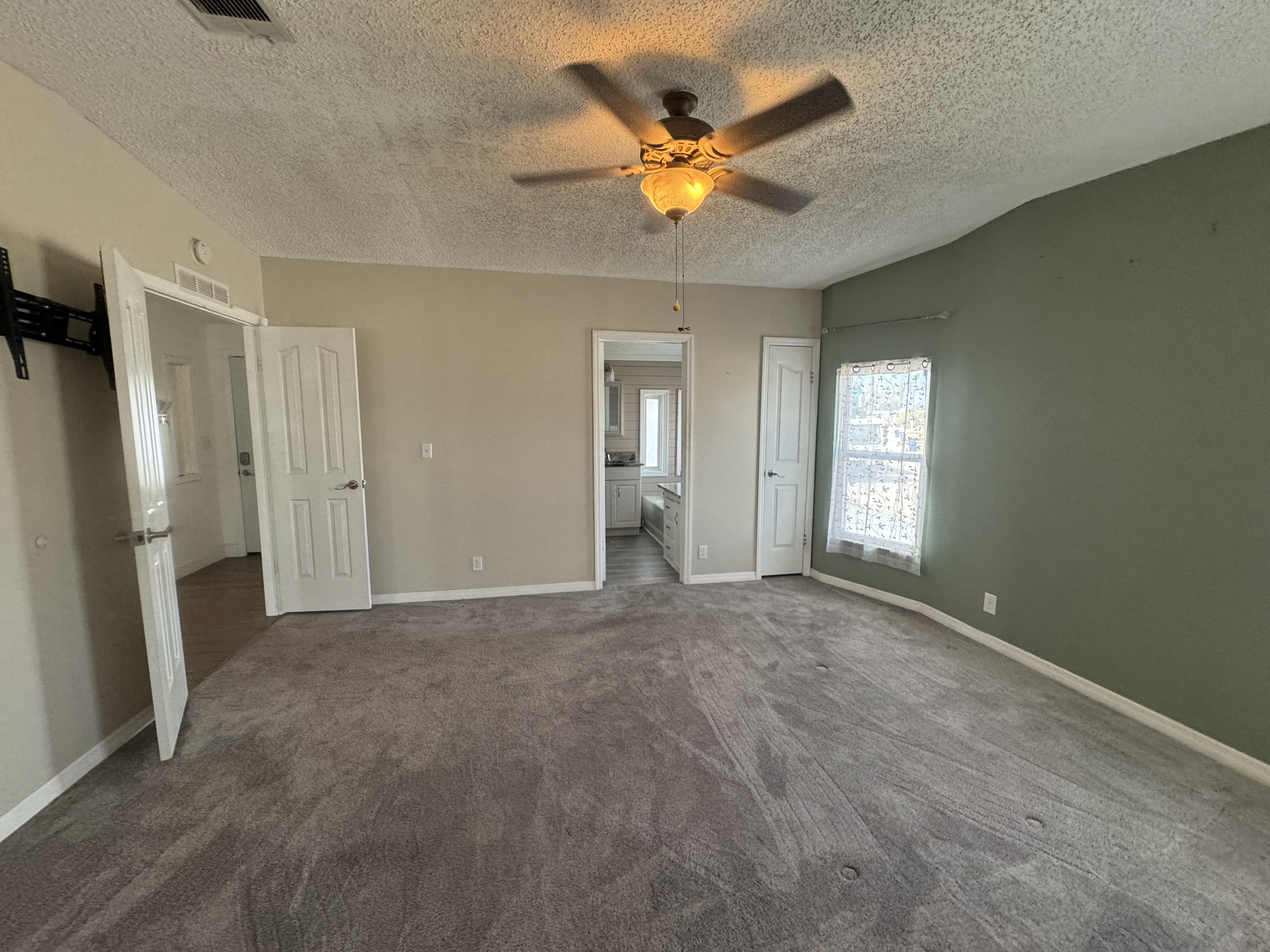 8103 Lemonwood Dr S, Ellenton, Florida 34222, 2 Bedrooms Bedrooms, ,2 BathroomsBathrooms,55-Plus Mobile Home,For Sale,Lemonwood Dr S,4627