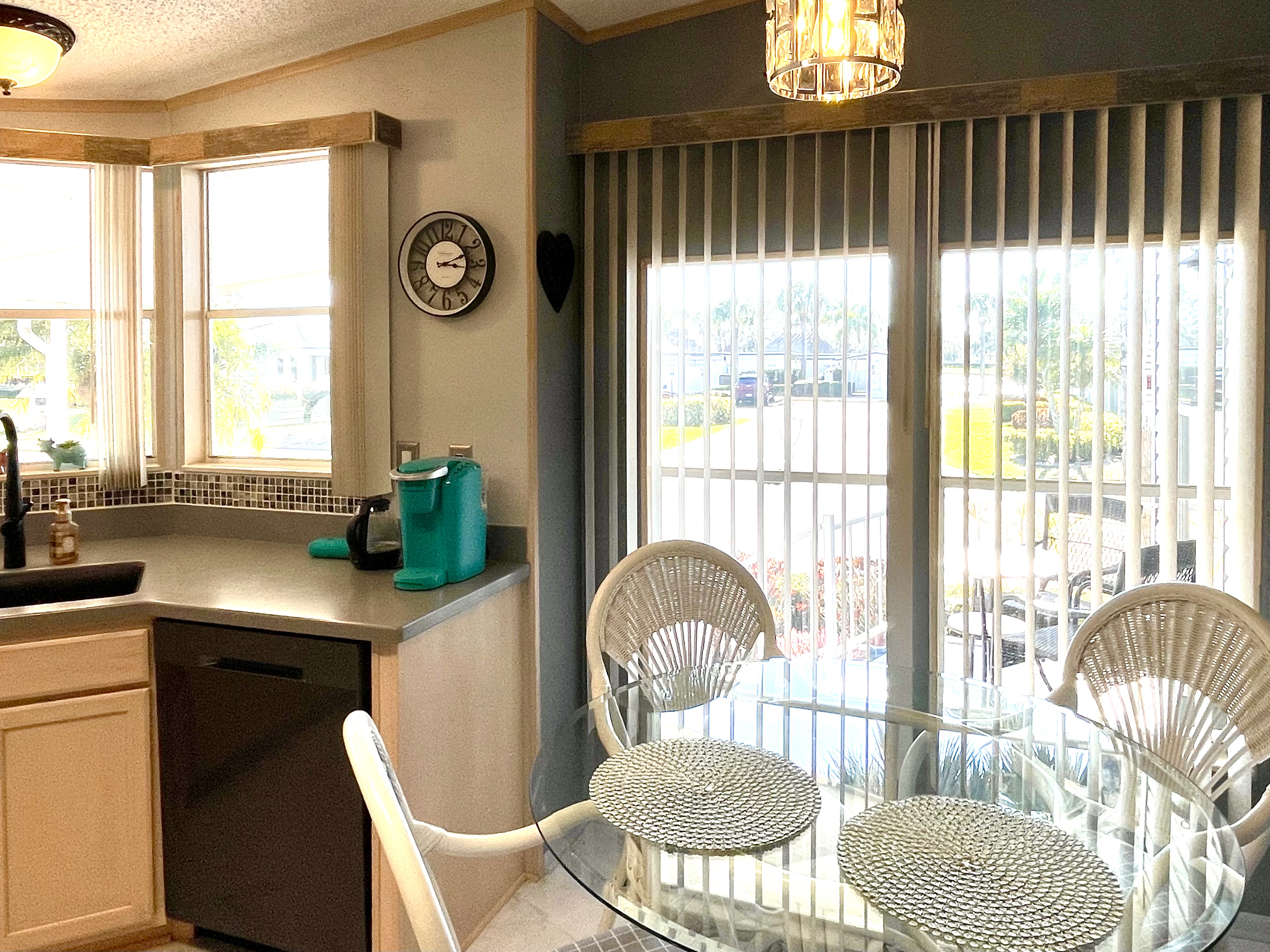 8616 26th Ave E, Palmetto, Florida 34221, 2 Bedrooms Bedrooms, ,2 BathroomsBathrooms,55-Plus Mobile Home,For Sale,26th Ave E,4630