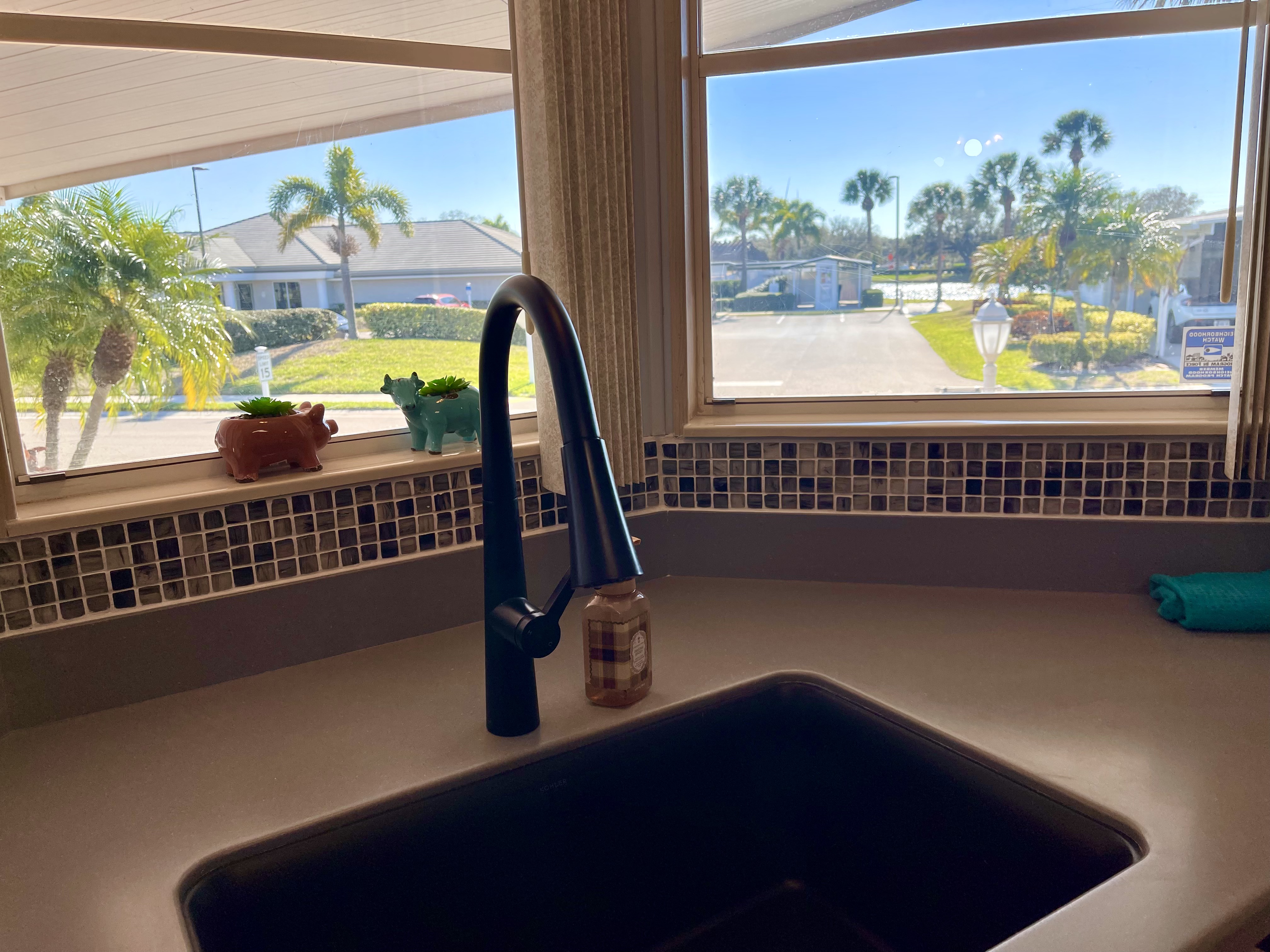 8616 26th Ave E, Palmetto, Florida 34221, 2 Bedrooms Bedrooms, ,2 BathroomsBathrooms,55-Plus Mobile Home,For Sale,26th Ave E,4630