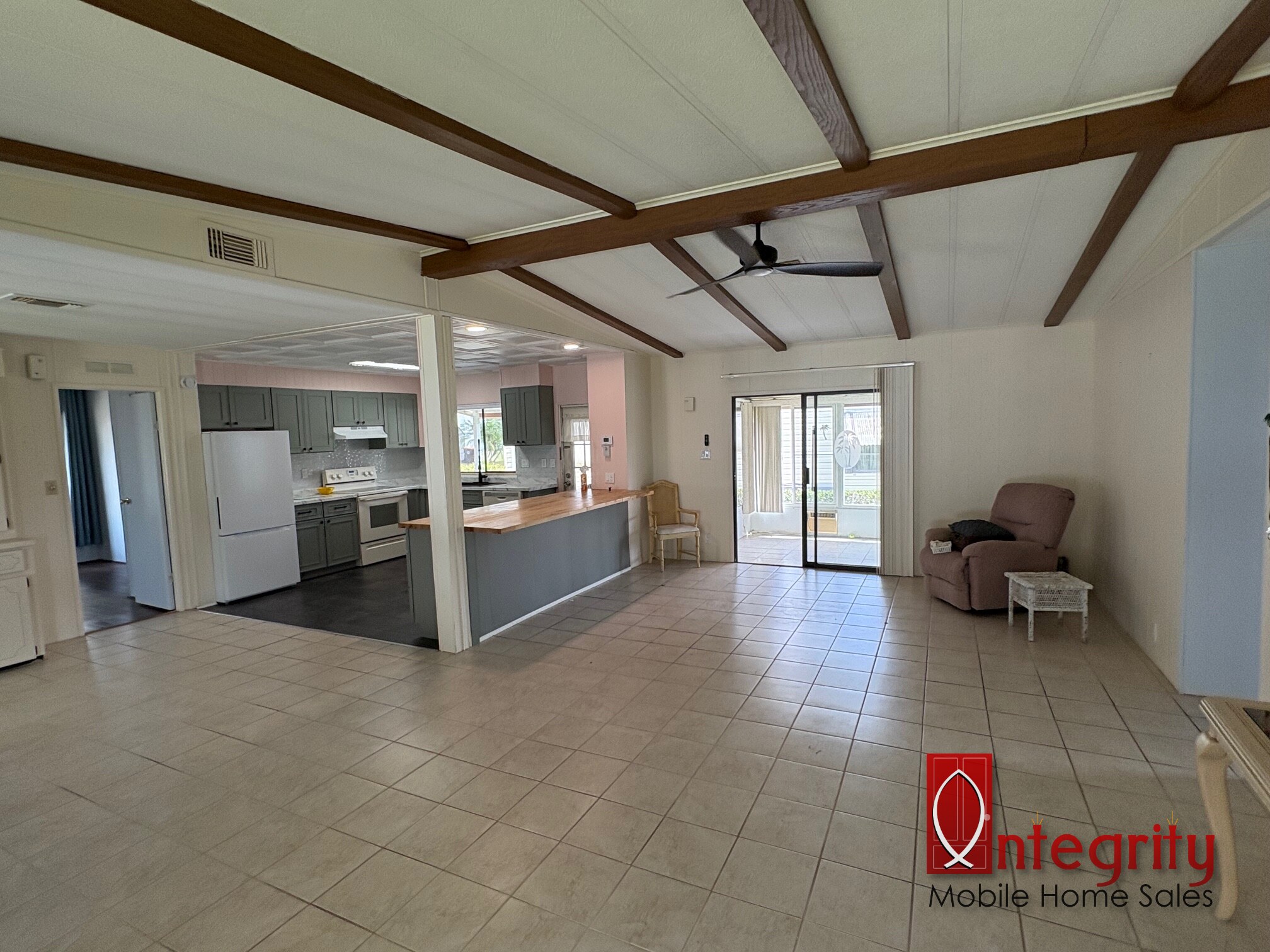 8775 20th Street, Lot 564, Vero Beach, Florida 32996, 2 Bedrooms Bedrooms, ,2 BathroomsBathrooms,55-Plus Mobile Home,For Sale,20th Street, Lot 564,4631