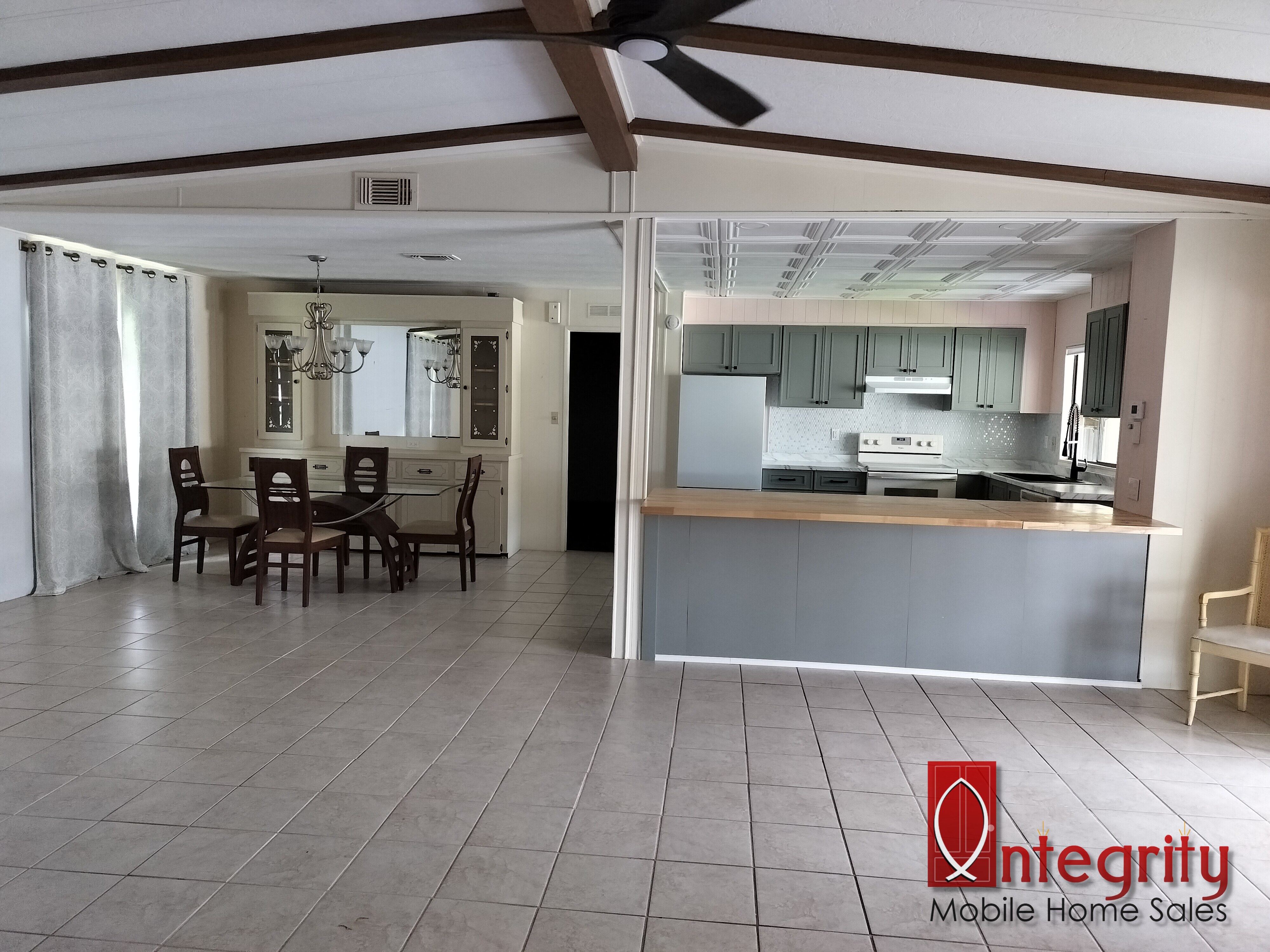 8775 20th Street, Lot 564, Vero Beach, Florida 32996, 2 Bedrooms Bedrooms, ,2 BathroomsBathrooms,55-Plus Mobile Home,For Sale,20th Street, Lot 564,4631