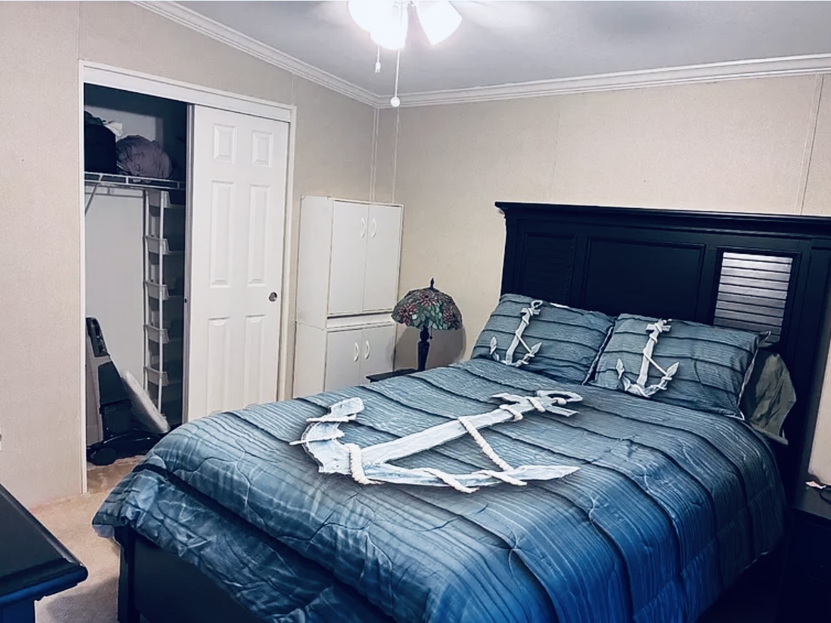 65 Lone Pine Ave, Dunedin, Florida 34698, 2 Bedrooms Bedrooms, ,2 BathroomsBathrooms,55-Plus Mobile Home,For Sale,Lone Pine Ave,4643