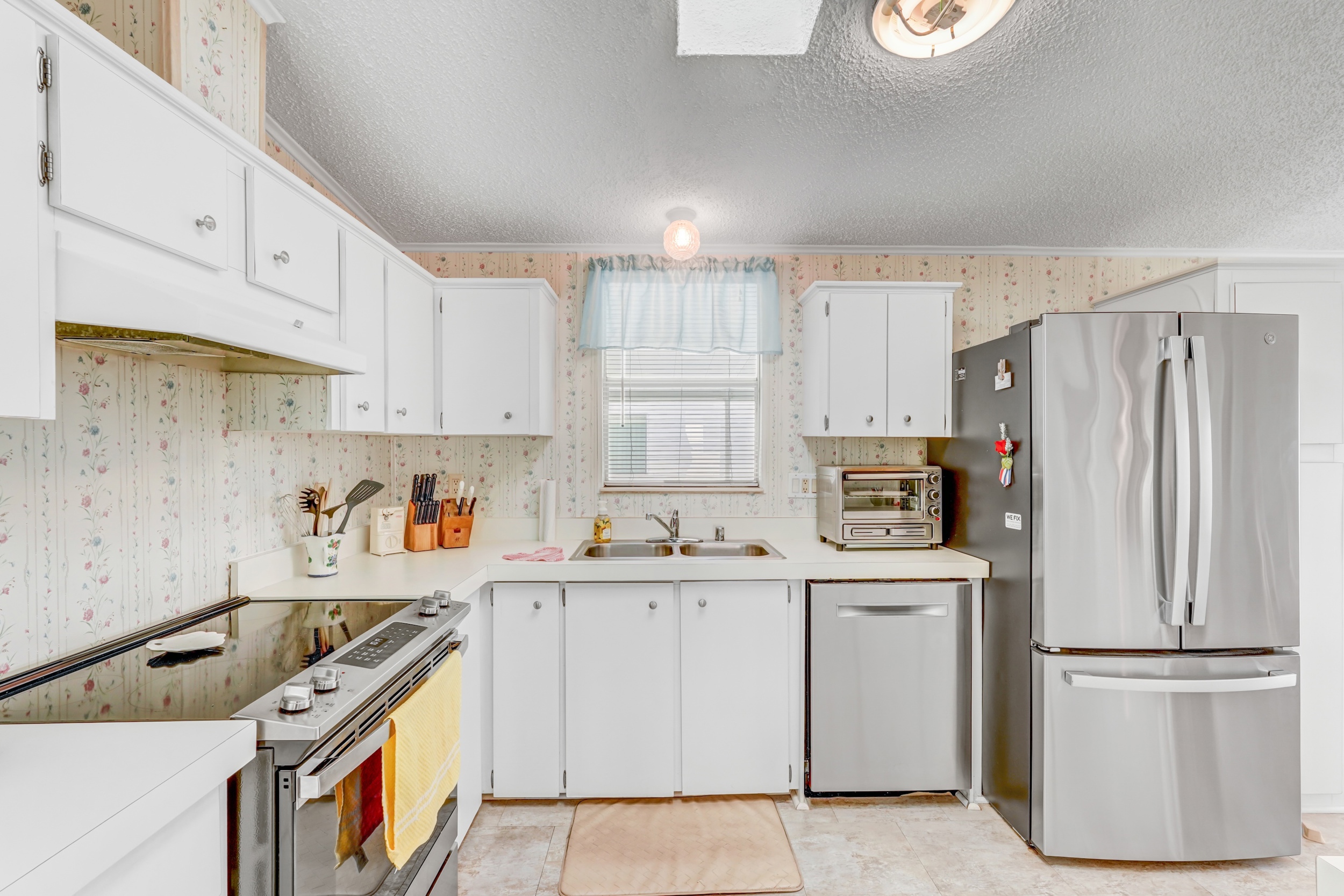 2616 88th St E, Palmetto, Florida 34221, 2 Bedrooms Bedrooms, ,2 BathroomsBathrooms,55-Plus Mobile Home,For Sale,88th St E,4648