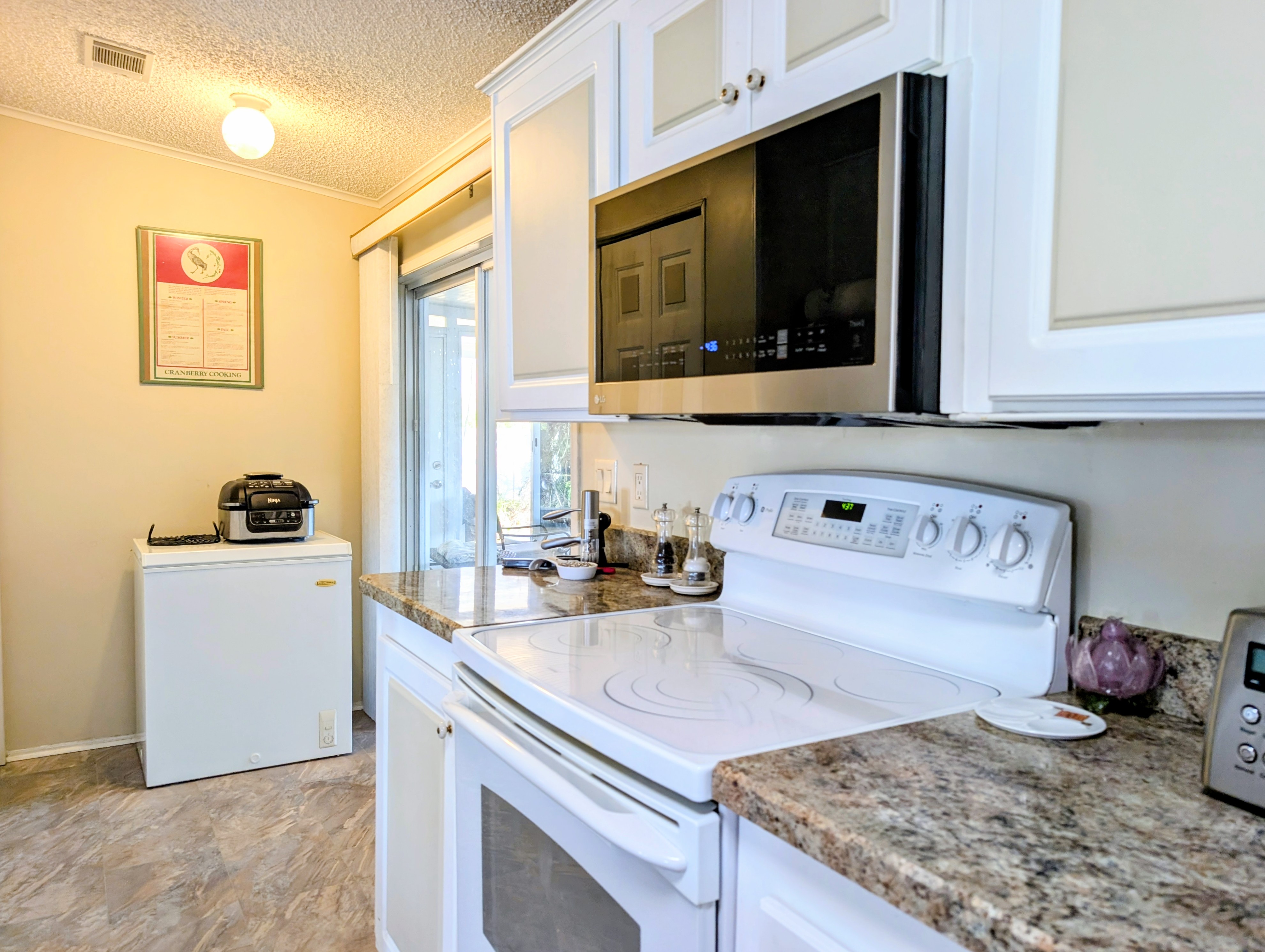 114 Sunflower Dr, Parrish, Florida 34219, 3 Bedrooms Bedrooms, ,2 BathroomsBathrooms,55-Plus Mobile Home,For Sale,Sunflower Dr,4649