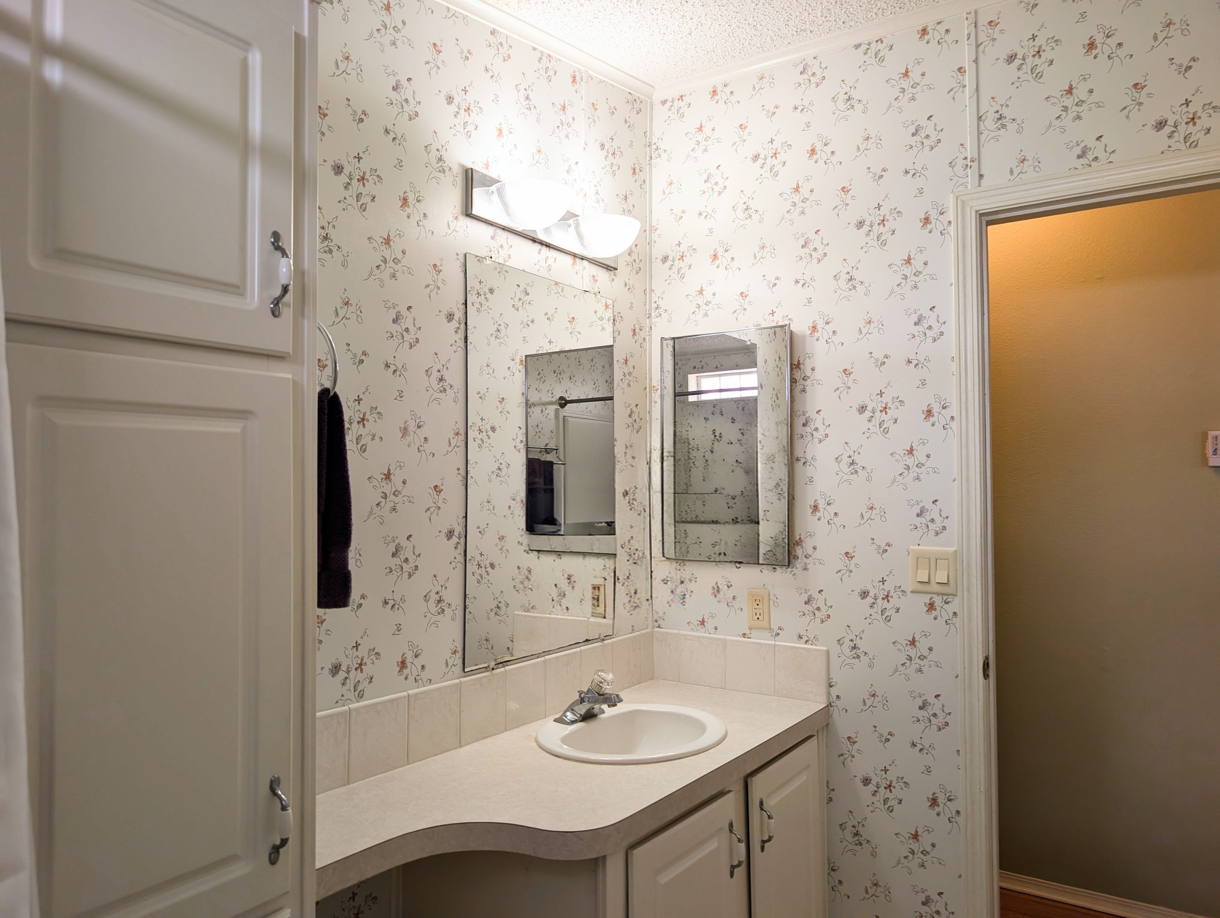 114 Sunflower Dr, Parrish, Florida 34219, 3 Bedrooms Bedrooms, ,2 BathroomsBathrooms,55-Plus Mobile Home,For Sale,Sunflower Dr,4649