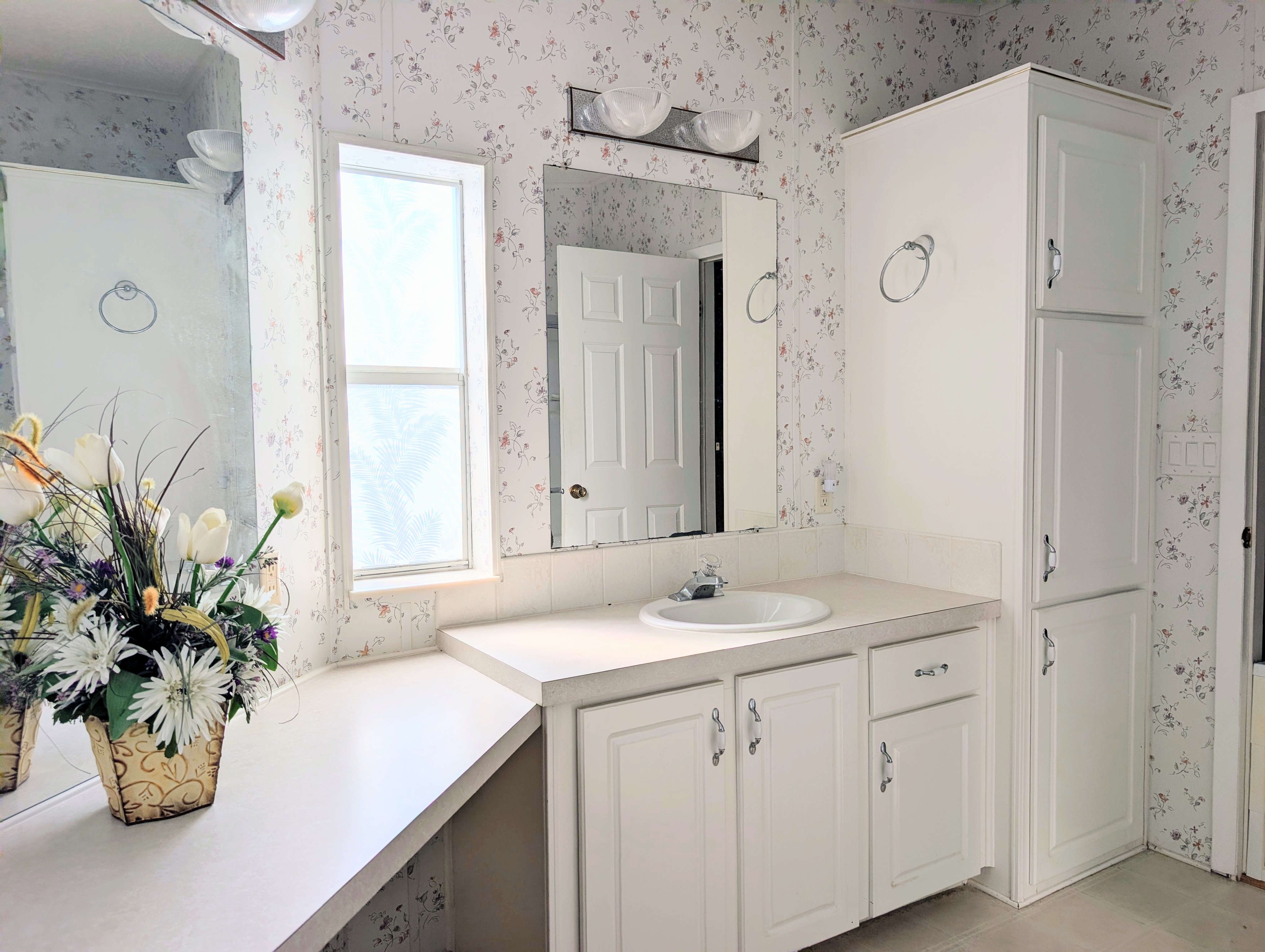 114 Sunflower Dr, Parrish, Florida 34219, 3 Bedrooms Bedrooms, ,2 BathroomsBathrooms,55-Plus Mobile Home,For Sale,Sunflower Dr,4649