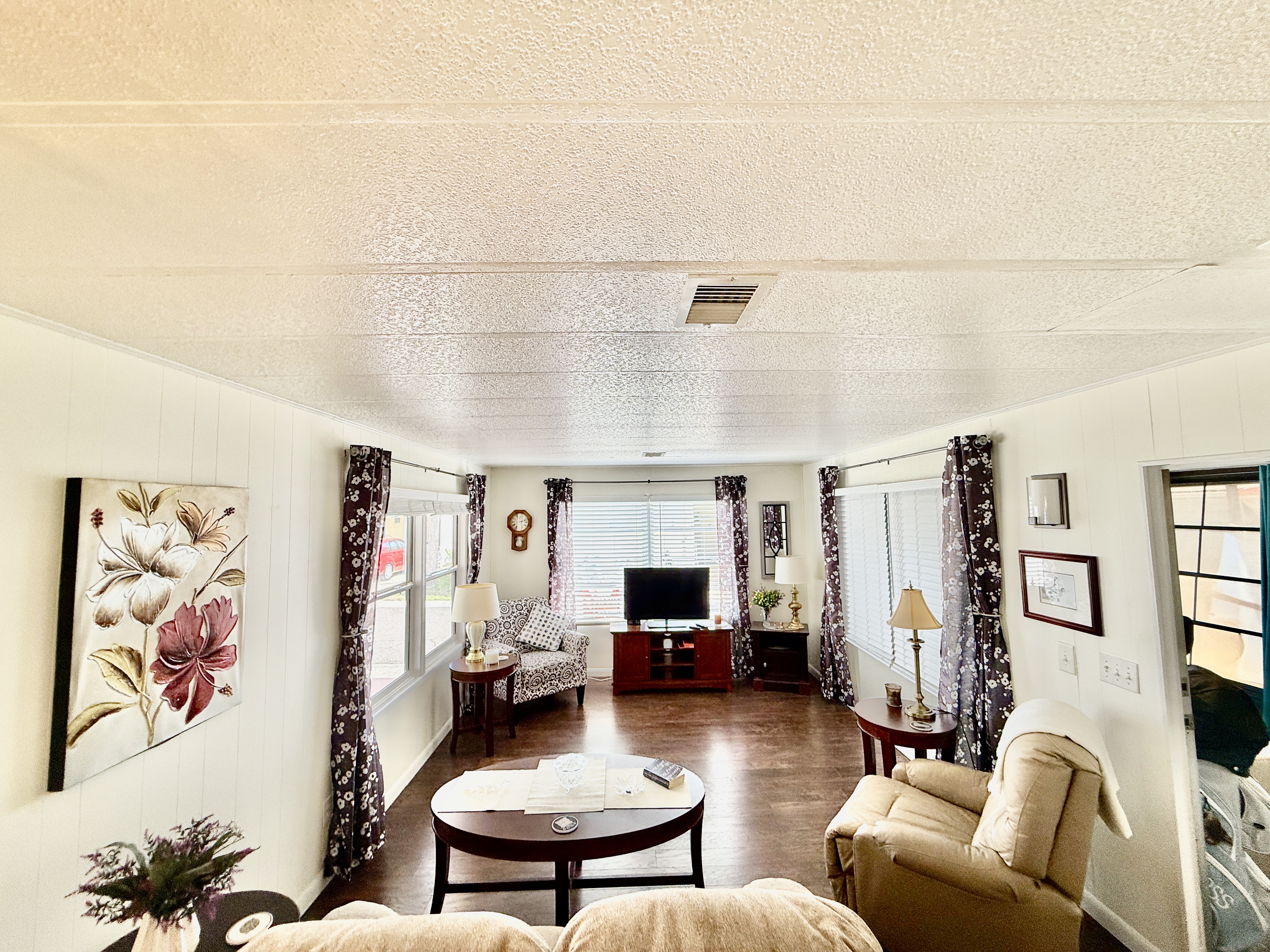 528 Parakeet Ln, Largo, Florida 33770, 1 Bedroom Bedrooms, ,1 BathroomBathrooms,55-Plus Mobile Home,For Sale,Parakeet Ln,4654