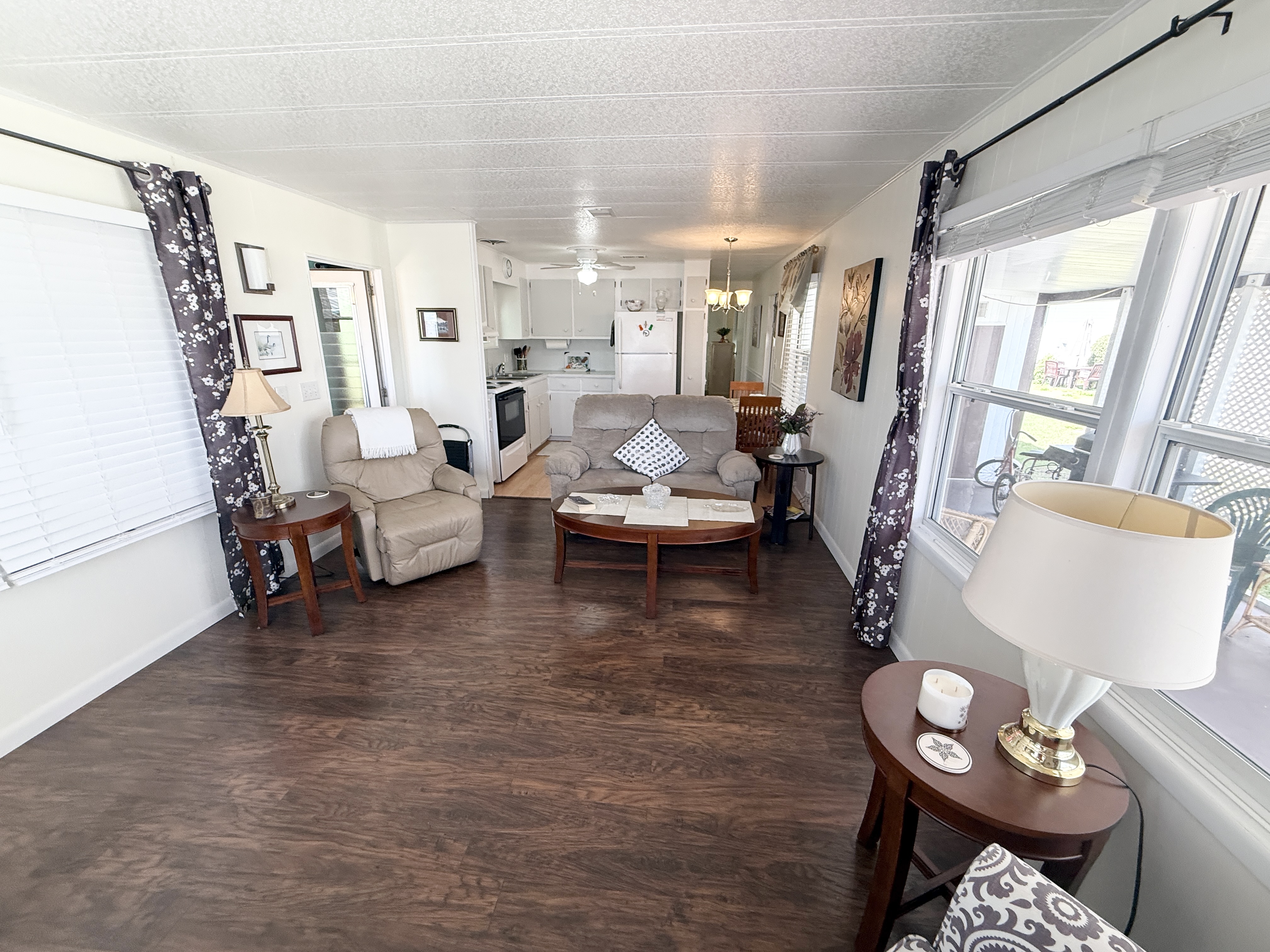 528 Parakeet Ln, Largo, Florida 33770, 1 Bedroom Bedrooms, ,1 BathroomBathrooms,55-Plus Mobile Home,For Sale,Parakeet Ln,4654