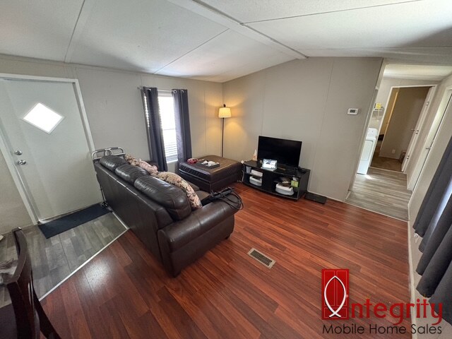 9359 103rd St, Lot 127, Jacksonville, Florida 32210, 2 Bedrooms Bedrooms, ,1 BathroomBathrooms,All - Age Mobile Home,For Sale,103rd St, Lot 127,4655