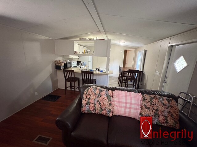 9359 103rd St, Lot 127, Jacksonville, Florida 32210, 2 Bedrooms Bedrooms, ,1 BathroomBathrooms,All - Age Mobile Home,For Sale,103rd St, Lot 127,4655