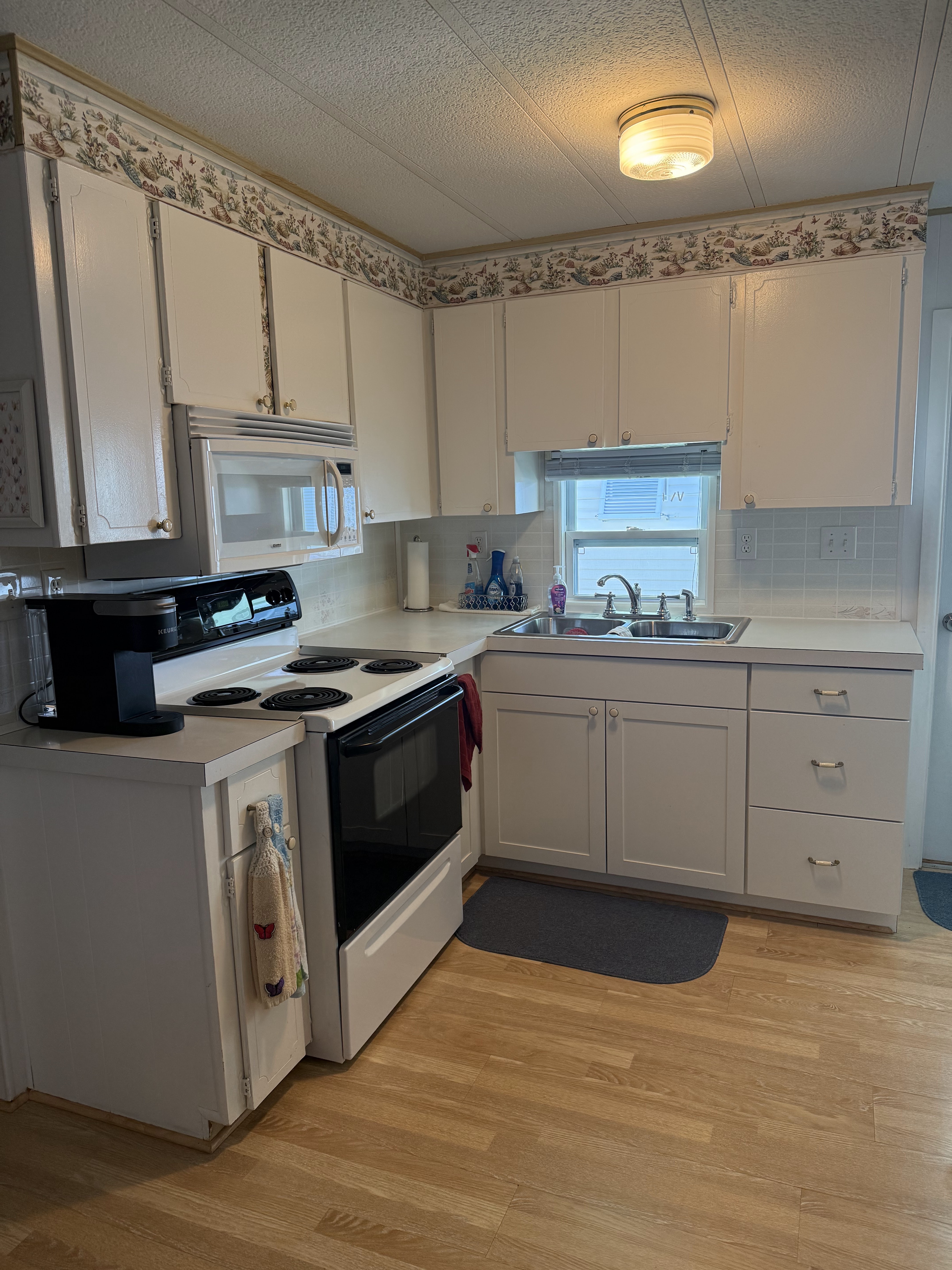 32 Deer Ln, Englewood, Florida 34233, 2 Bedrooms Bedrooms, ,2 BathroomsBathrooms,55-Plus Mobile Home,For Sale,Deer Ln,4658