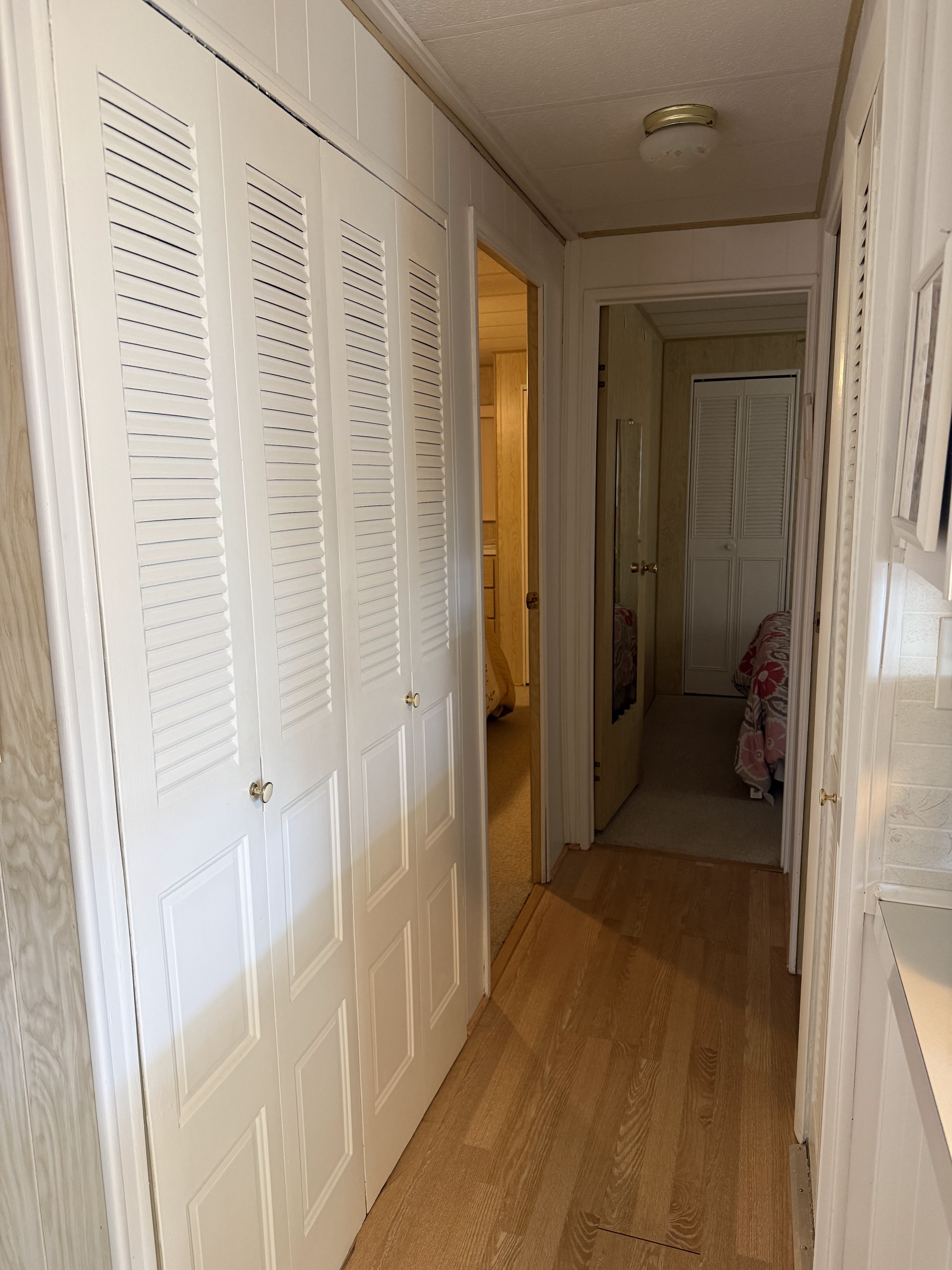 32 Deer Ln, Englewood, Florida 34233, 2 Bedrooms Bedrooms, ,2 BathroomsBathrooms,55-Plus Mobile Home,For Sale,Deer Ln,4658