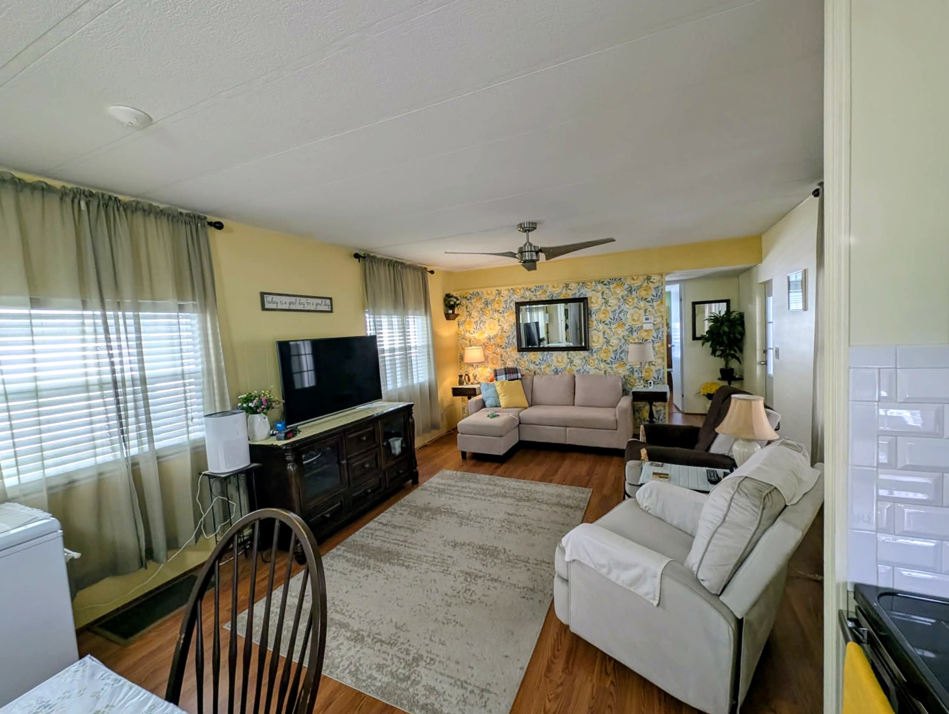 2507 Scuttlebutt Loop, Lot 335, Ruskin, Florida 33570, 2 Bedrooms Bedrooms, ,2 BathroomsBathrooms,55-Plus Mobile Home,For Sale,Scuttlebutt Loop, Lot 335,4668