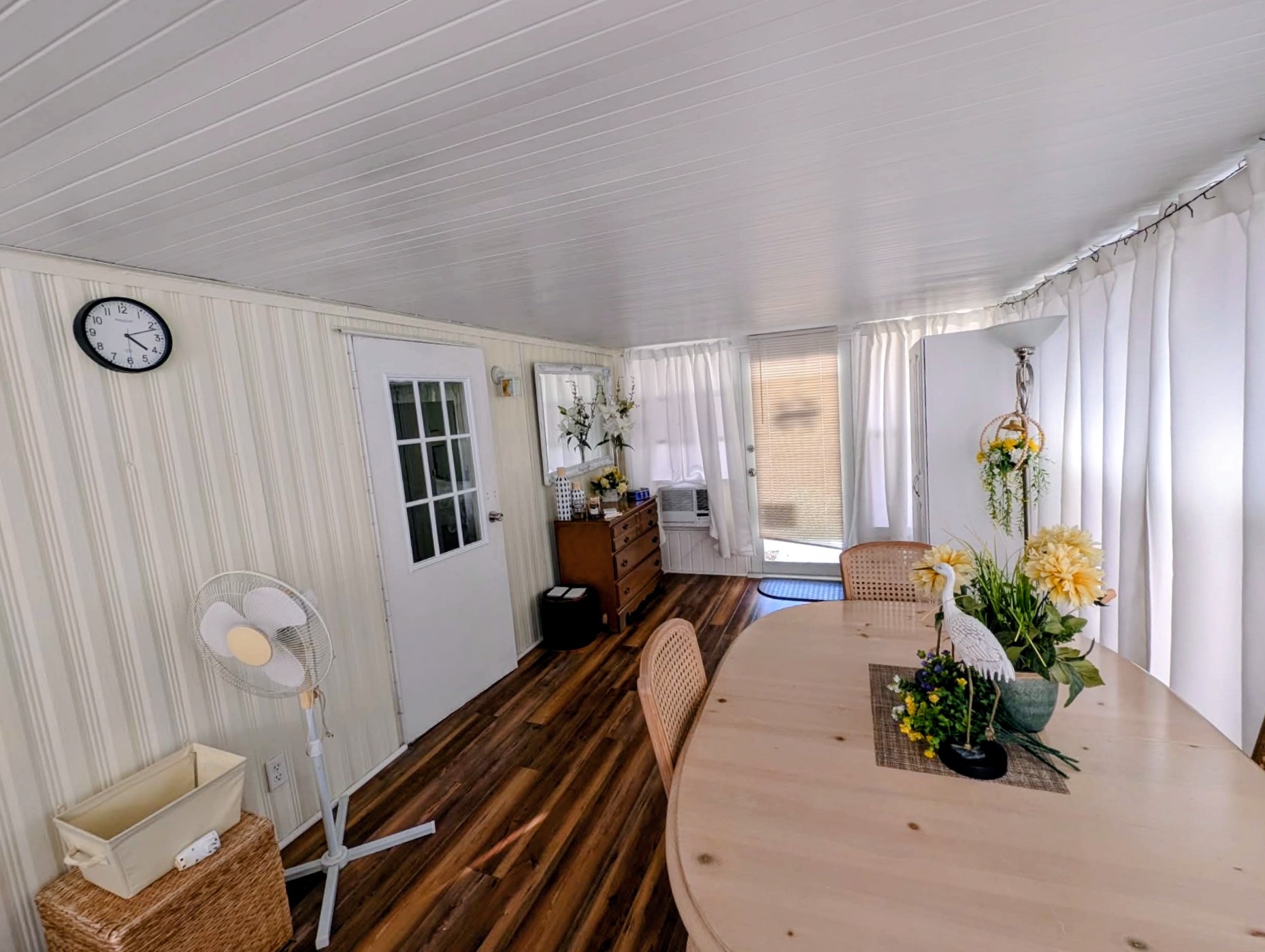 2507 Scuttlebutt Loop, Lot 335, Ruskin, Florida 33570, 2 Bedrooms Bedrooms, ,2 BathroomsBathrooms,55-Plus Mobile Home,For Sale,Scuttlebutt Loop, Lot 335,4668
