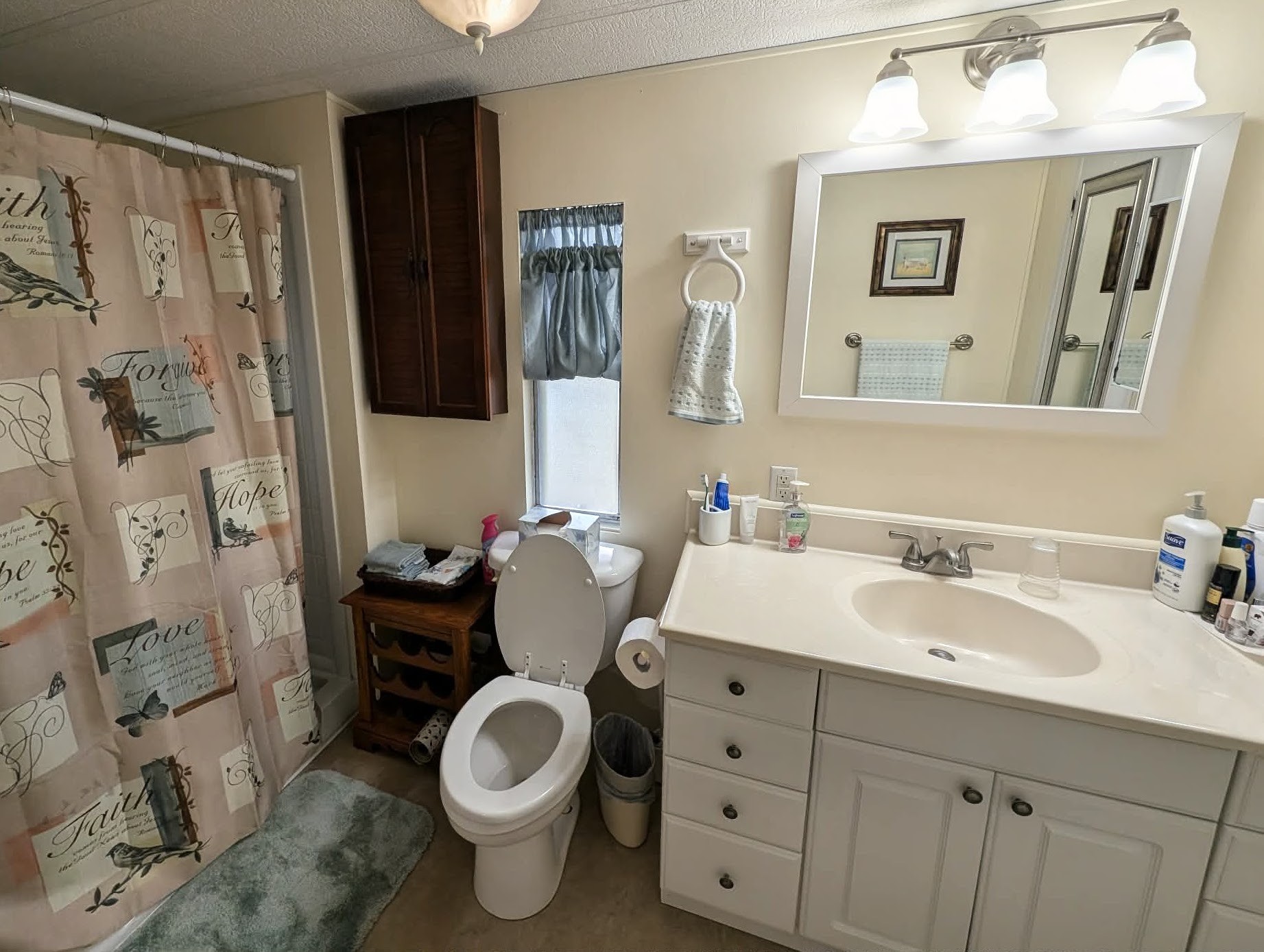 2507 Scuttlebutt Loop, Lot 335, Ruskin, Florida 33570, 2 Bedrooms Bedrooms, ,2 BathroomsBathrooms,55-Plus Mobile Home,For Sale,Scuttlebutt Loop, Lot 335,4668