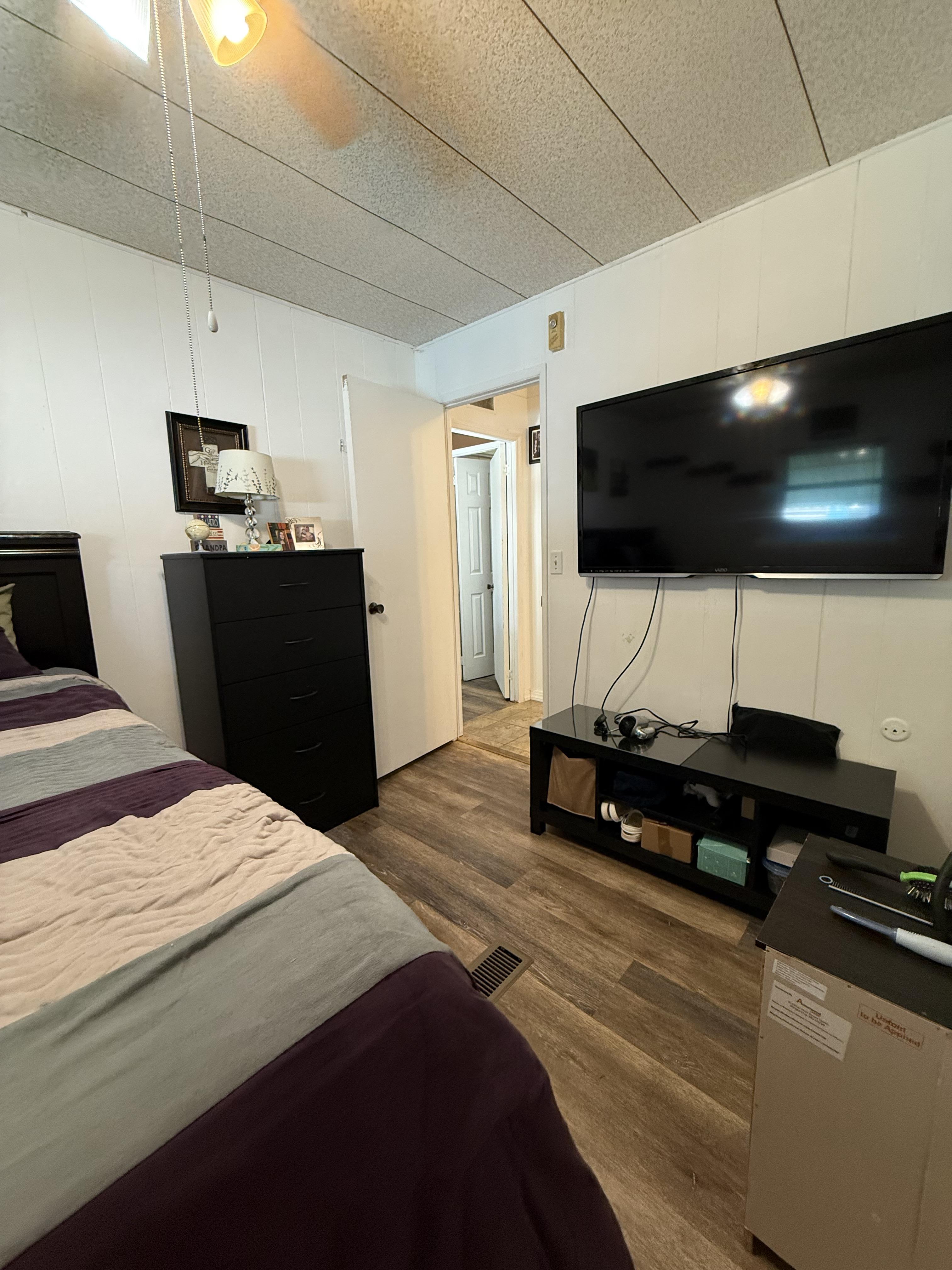 7001 142nd Ave N, Lot 15, Largo, Florida 33771, 2 Bedrooms Bedrooms, ,2 BathroomsBathrooms,55-Plus Mobile Home,For Sale,142nd Ave N, Lot 15,4670